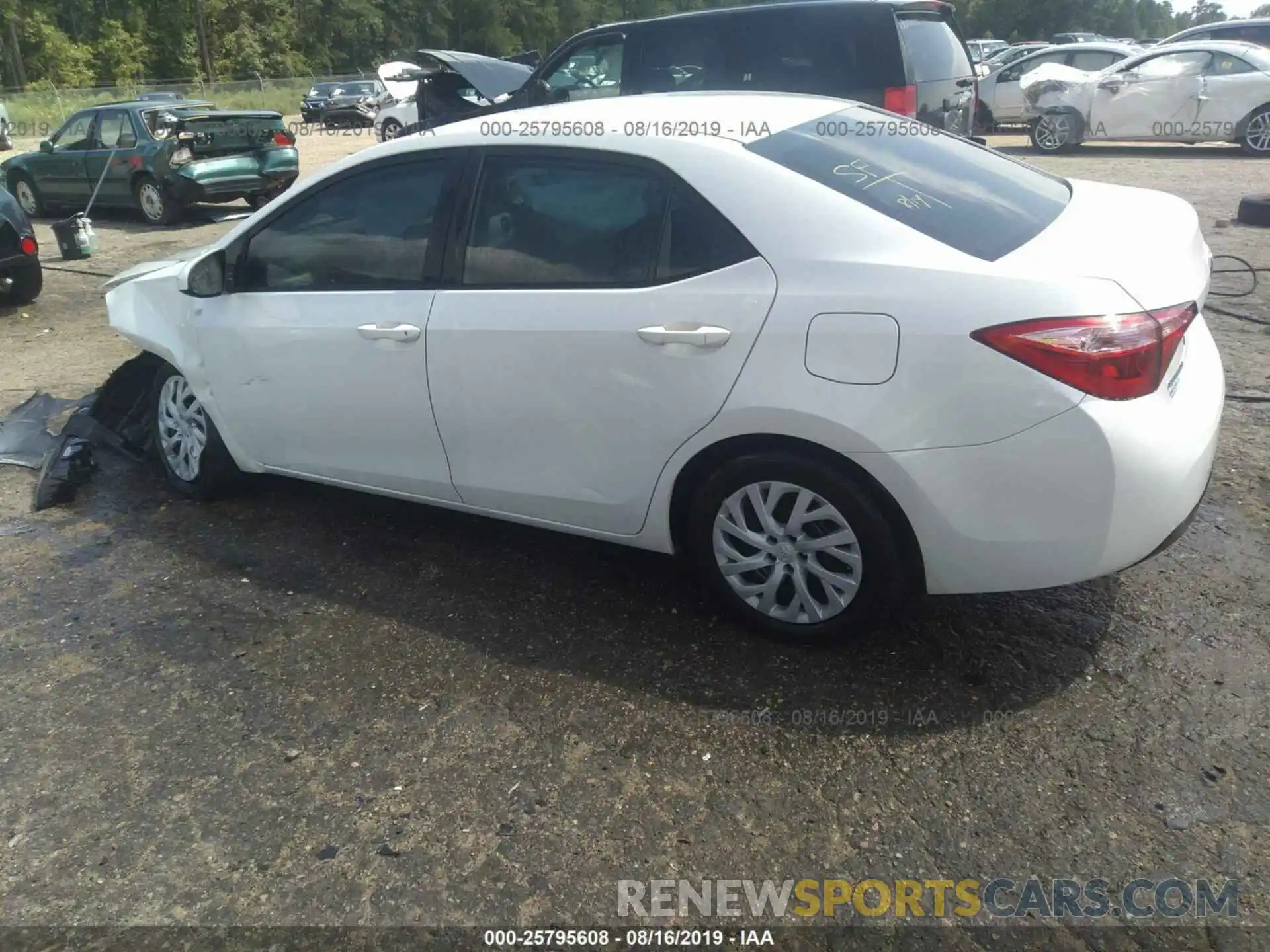 3 Photograph of a damaged car 5YFBURHE9KP885034 TOYOTA COROLLA 2019