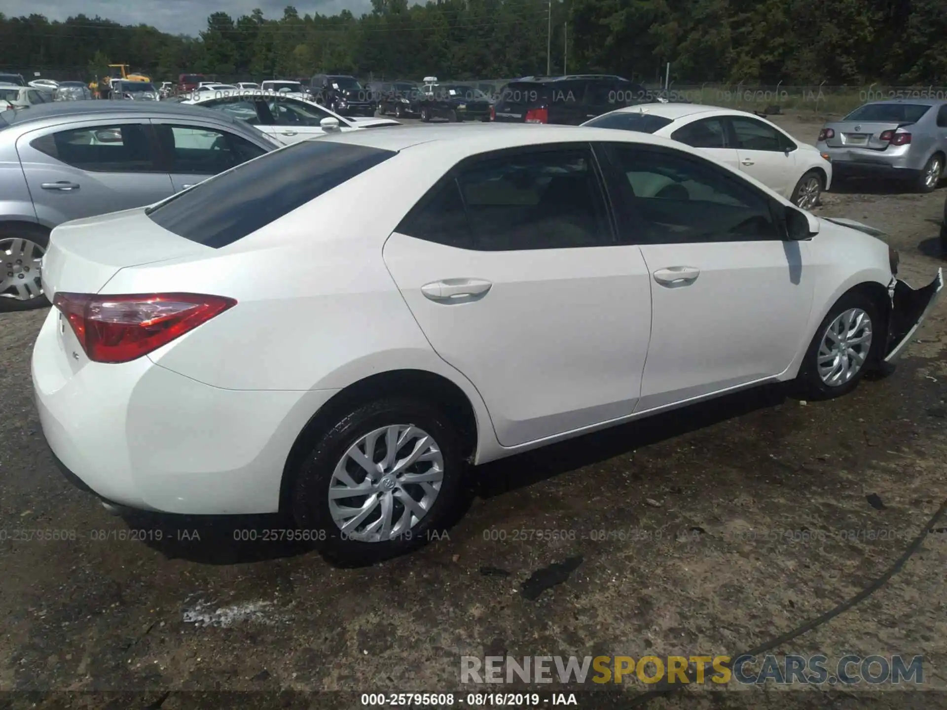 4 Photograph of a damaged car 5YFBURHE9KP885034 TOYOTA COROLLA 2019