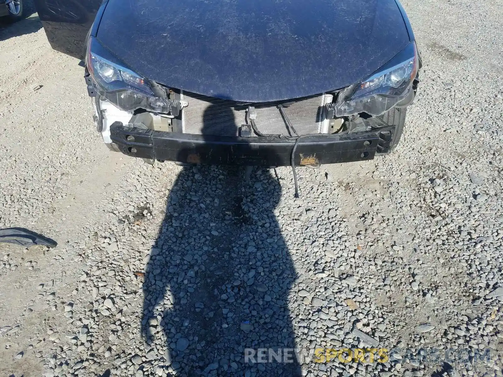 9 Photograph of a damaged car 5YFBURHE9KP885518 TOYOTA COROLLA 2019