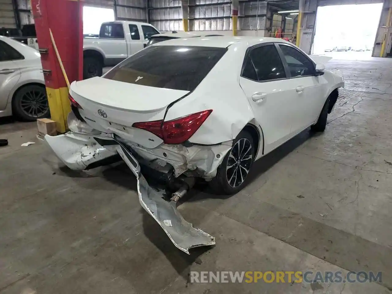 4 Photograph of a damaged car 5YFBURHE9KP886250 TOYOTA COROLLA 2019