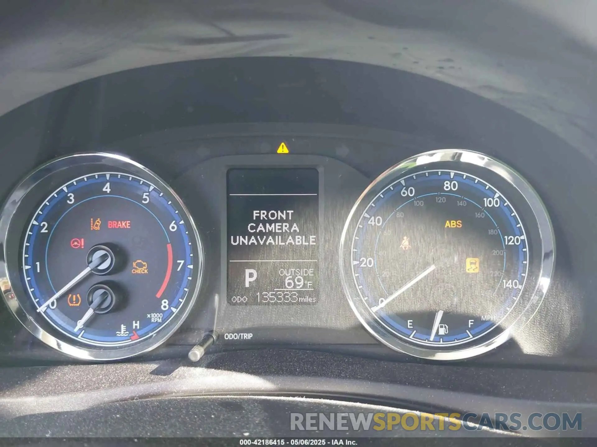7 Photograph of a damaged car 5YFBURHE9KP886264 TOYOTA COROLLA 2019
