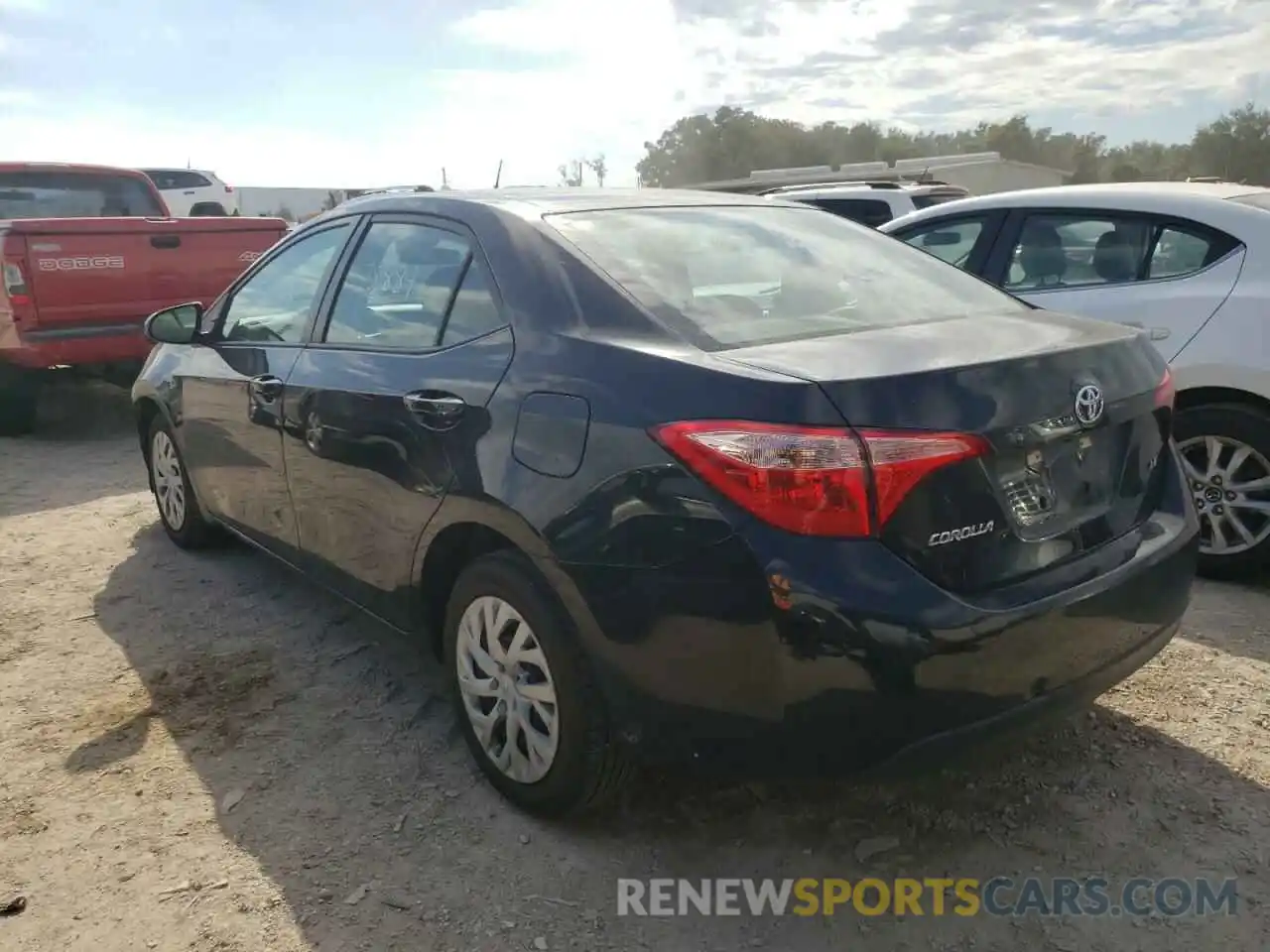 3 Photograph of a damaged car 5YFBURHE9KP887642 TOYOTA COROLLA 2019