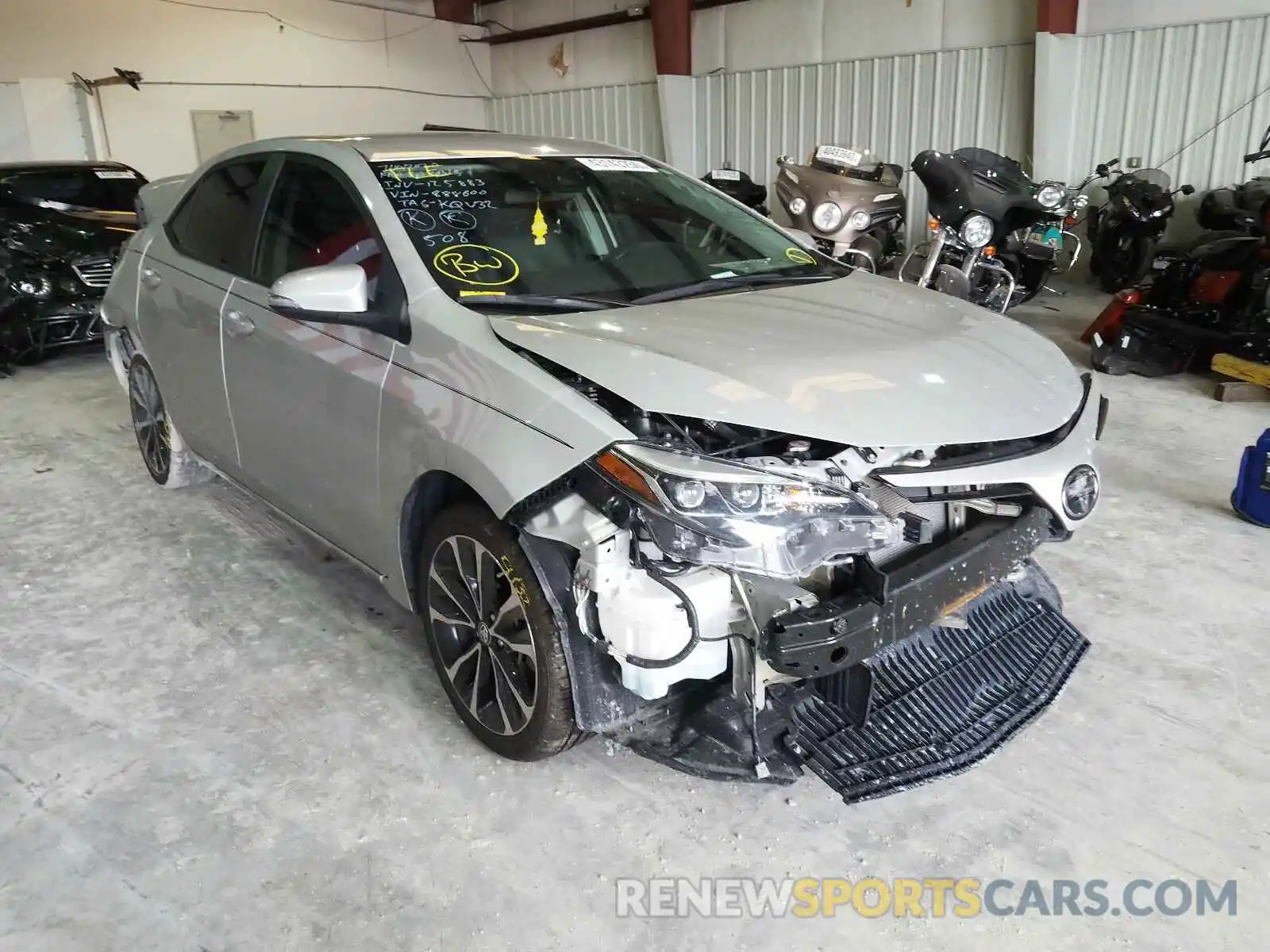 1 Photograph of a damaged car 5YFBURHE9KP888600 TOYOTA COROLLA 2019