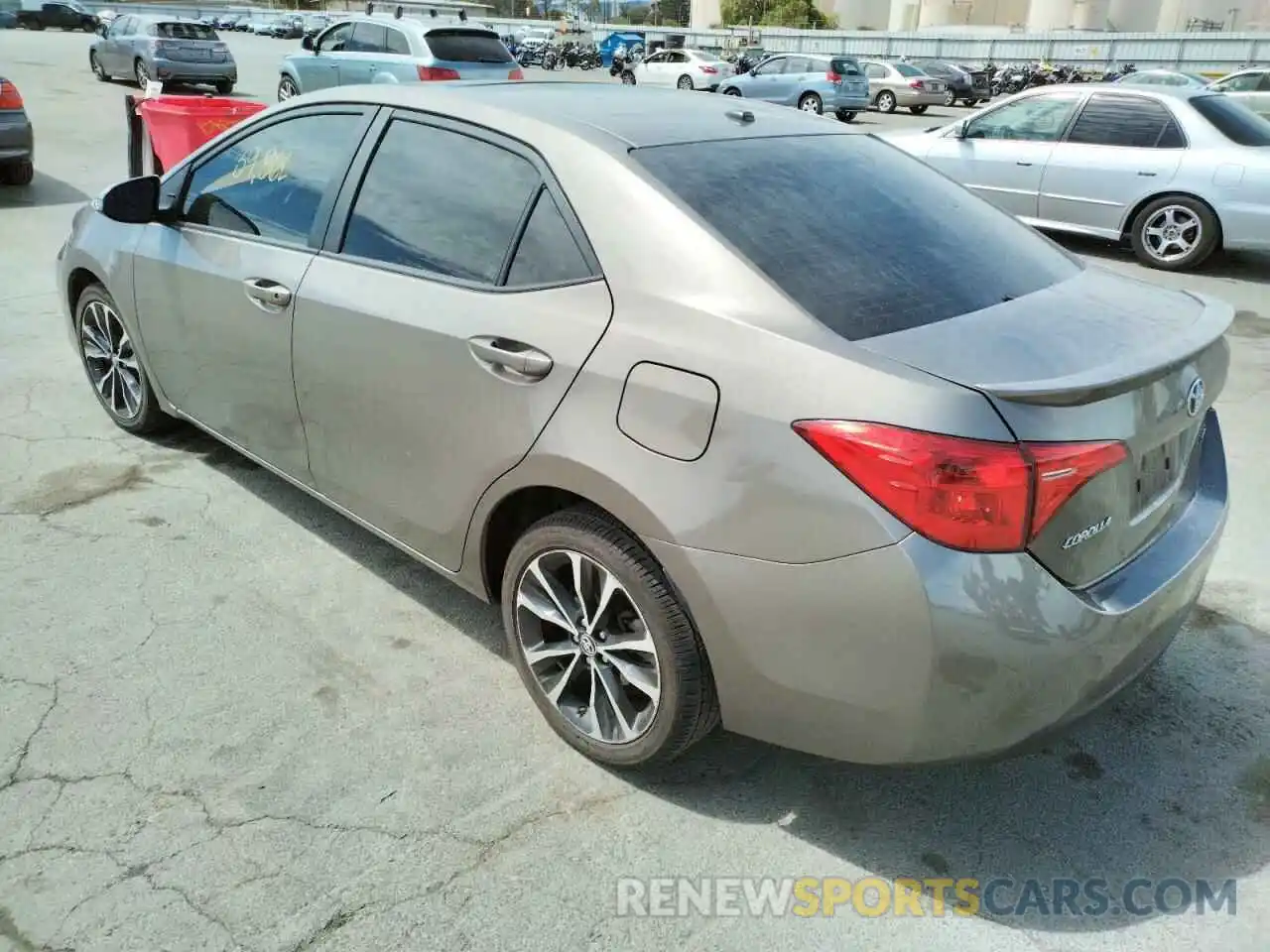 3 Photograph of a damaged car 5YFBURHE9KP889469 TOYOTA COROLLA 2019