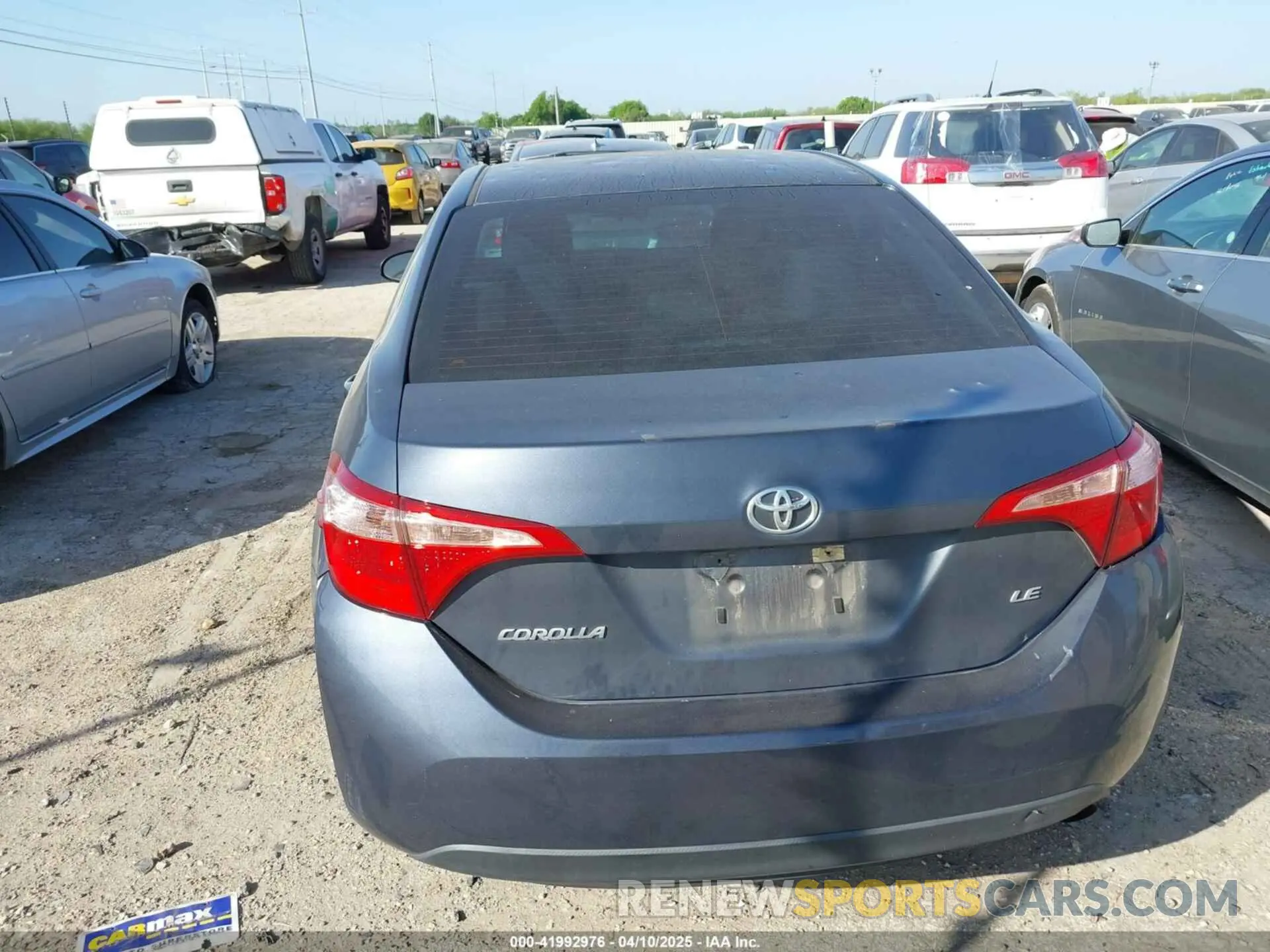 16 Photograph of a damaged car 5YFBURHE9KP890475 TOYOTA COROLLA 2019