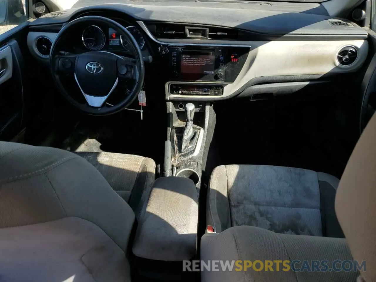 8 Photograph of a damaged car 5YFBURHE9KP893649 TOYOTA COROLLA 2019