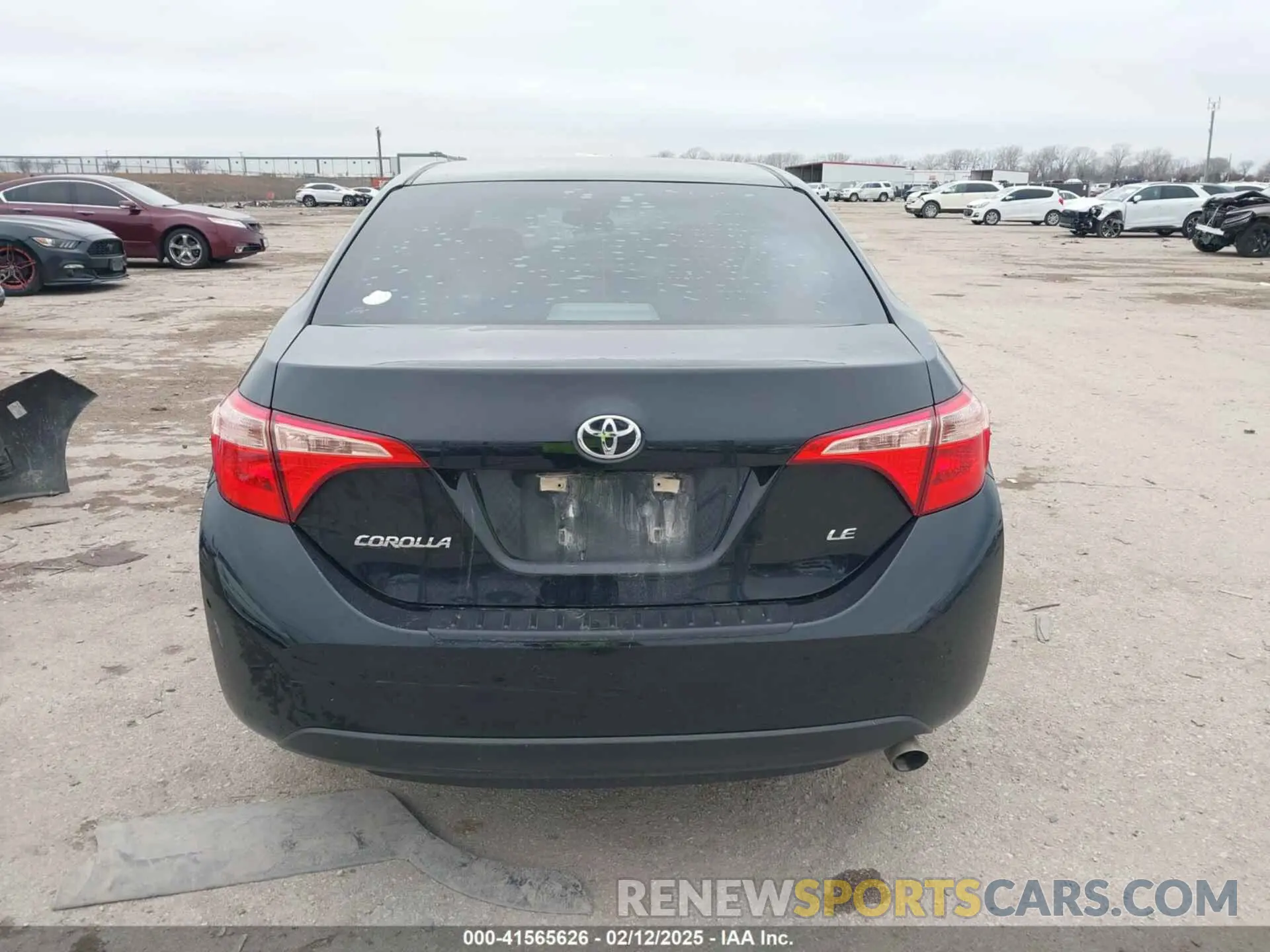 16 Photograph of a damaged car 5YFBURHE9KP894770 TOYOTA COROLLA 2019