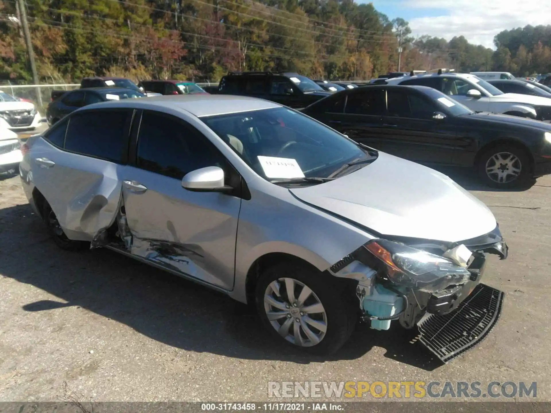 1 Photograph of a damaged car 5YFBURHE9KP896406 TOYOTA COROLLA 2019