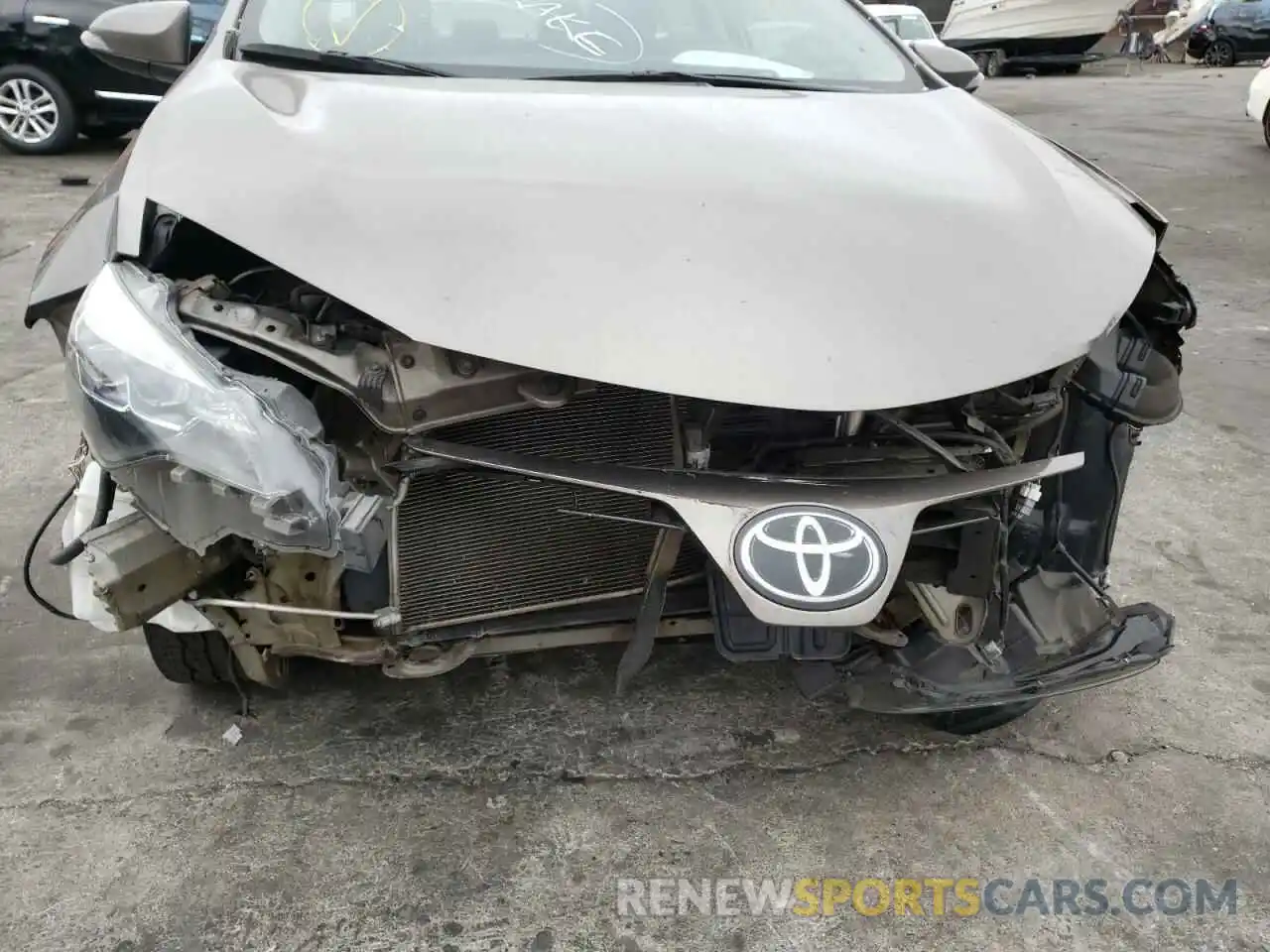 9 Photograph of a damaged car 5YFBURHE9KP896423 TOYOTA COROLLA 2019