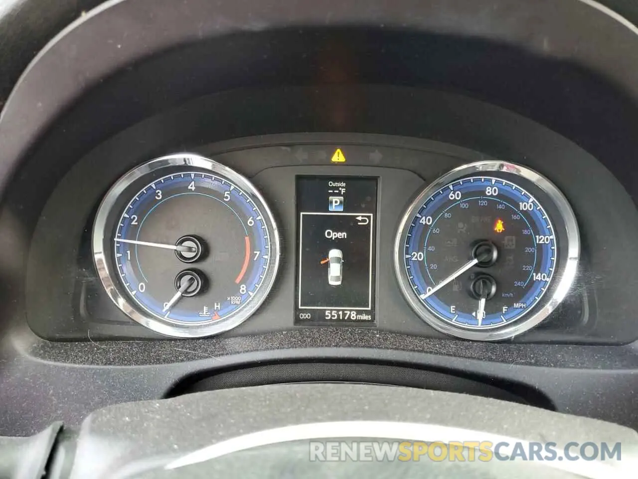 9 Photograph of a damaged car 5YFBURHE9KP899046 TOYOTA COROLLA 2019