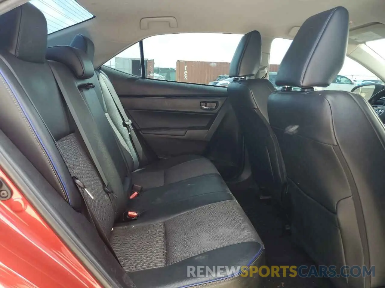 10 Photograph of a damaged car 5YFBURHE9KP899449 TOYOTA COROLLA 2019