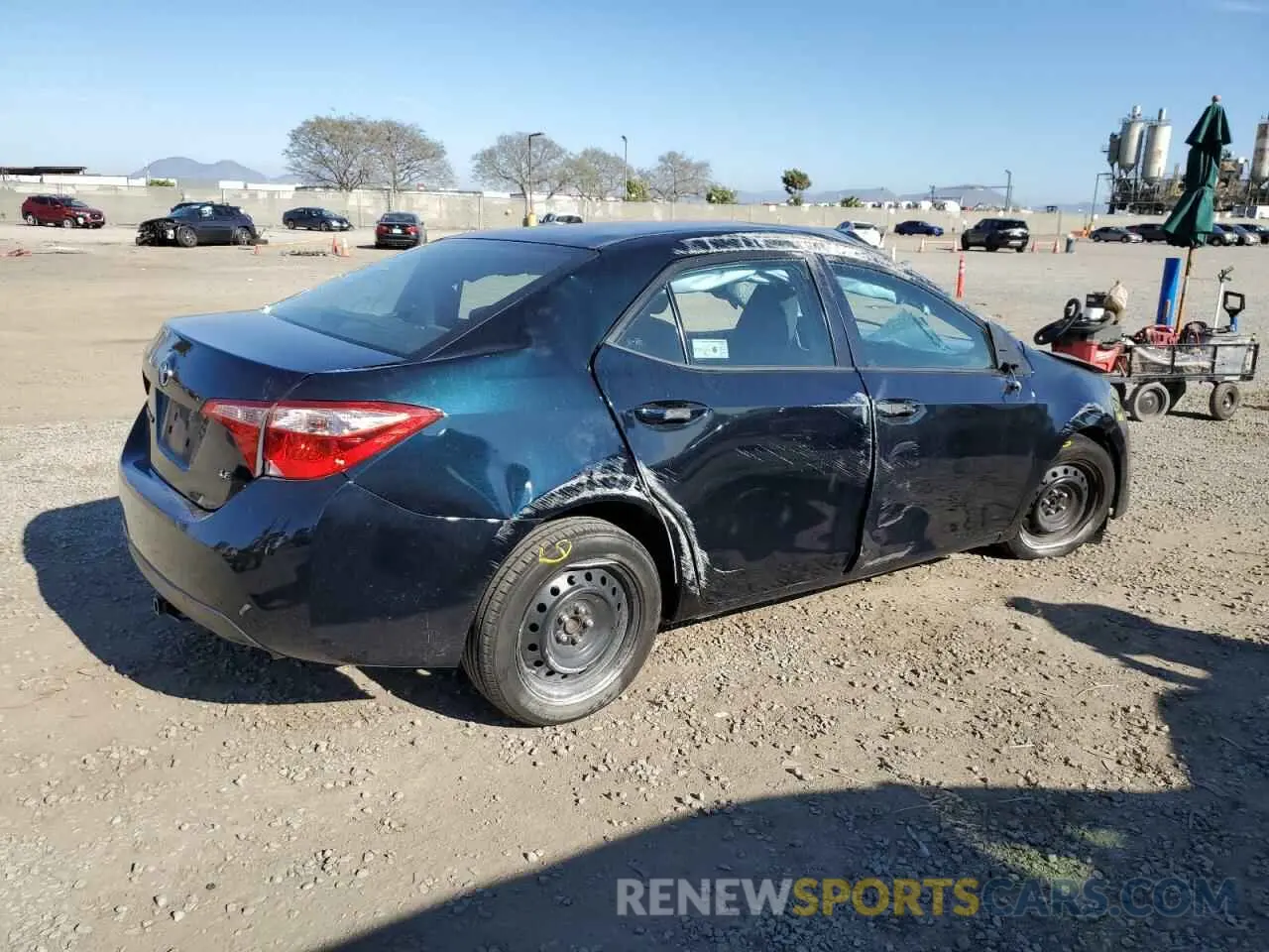 3 Photograph of a damaged car 5YFBURHE9KP904634 TOYOTA COROLLA 2019
