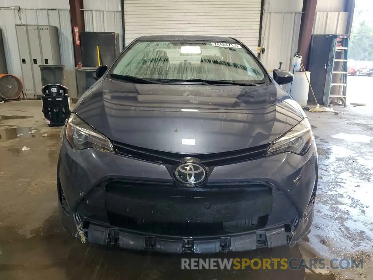 5 Photograph of a damaged car 5YFBURHE9KP905329 TOYOTA COROLLA 2019