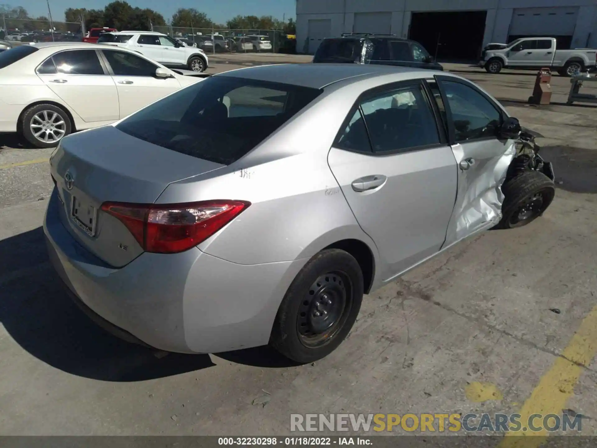 4 Photograph of a damaged car 5YFBURHE9KP908764 TOYOTA COROLLA 2019