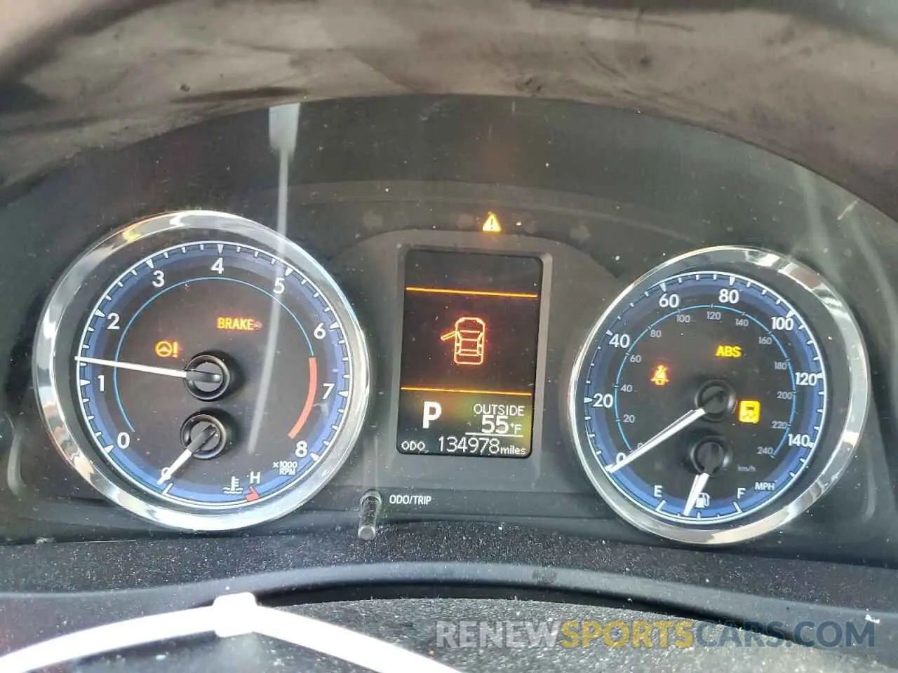 9 Photograph of a damaged car 5YFBURHE9KP909784 TOYOTA COROLLA 2019