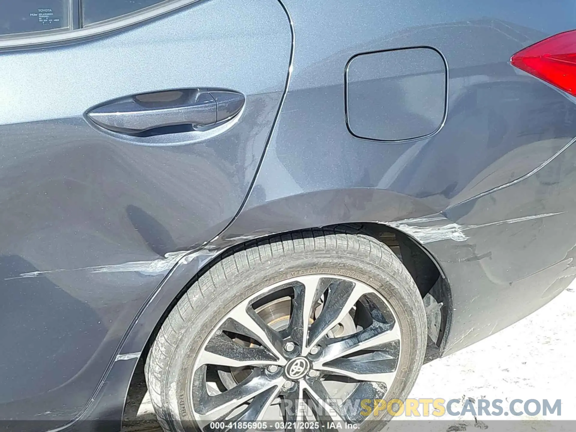 6 Photograph of a damaged car 5YFBURHE9KP910059 TOYOTA COROLLA 2019