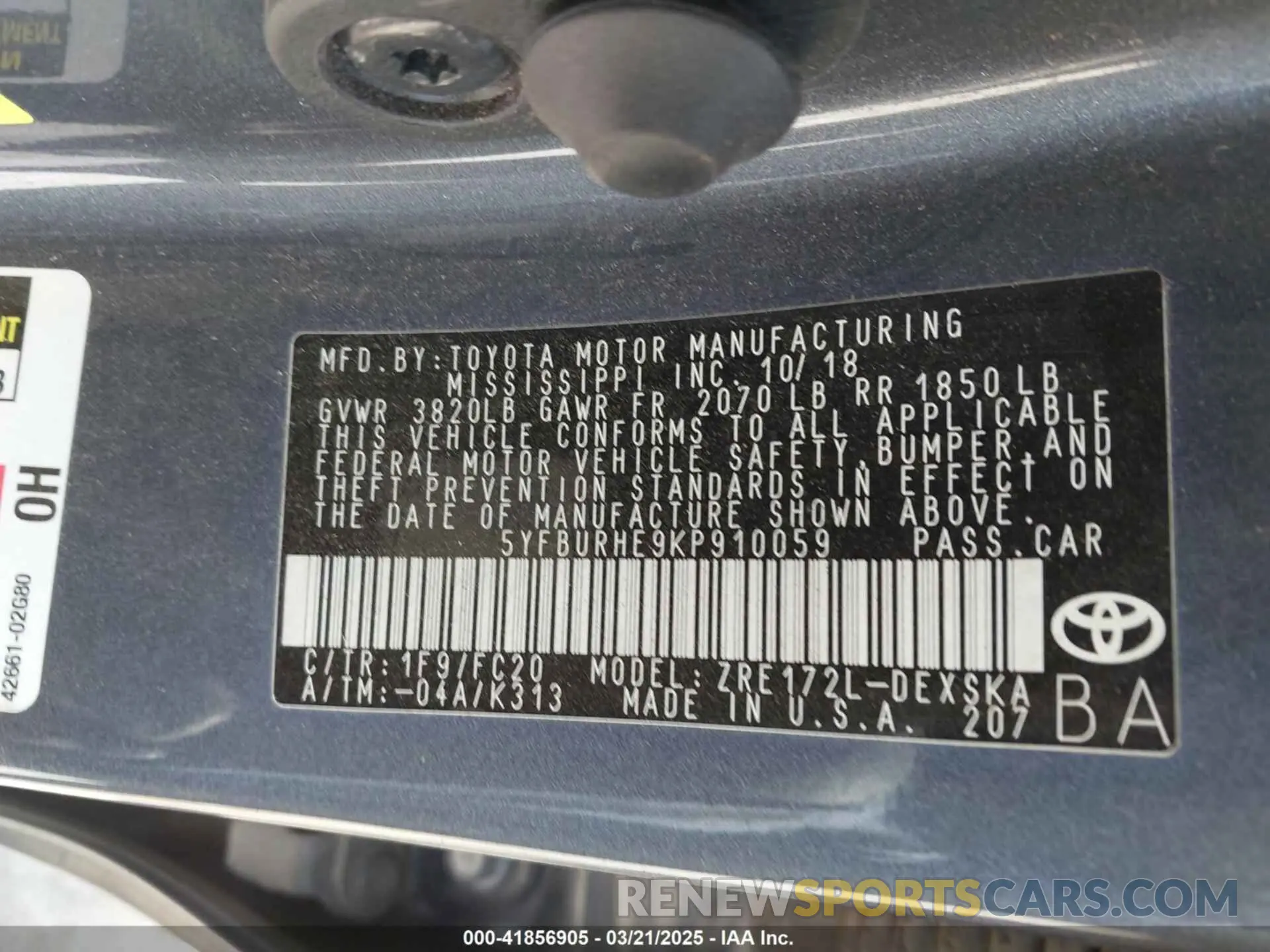 9 Photograph of a damaged car 5YFBURHE9KP910059 TOYOTA COROLLA 2019