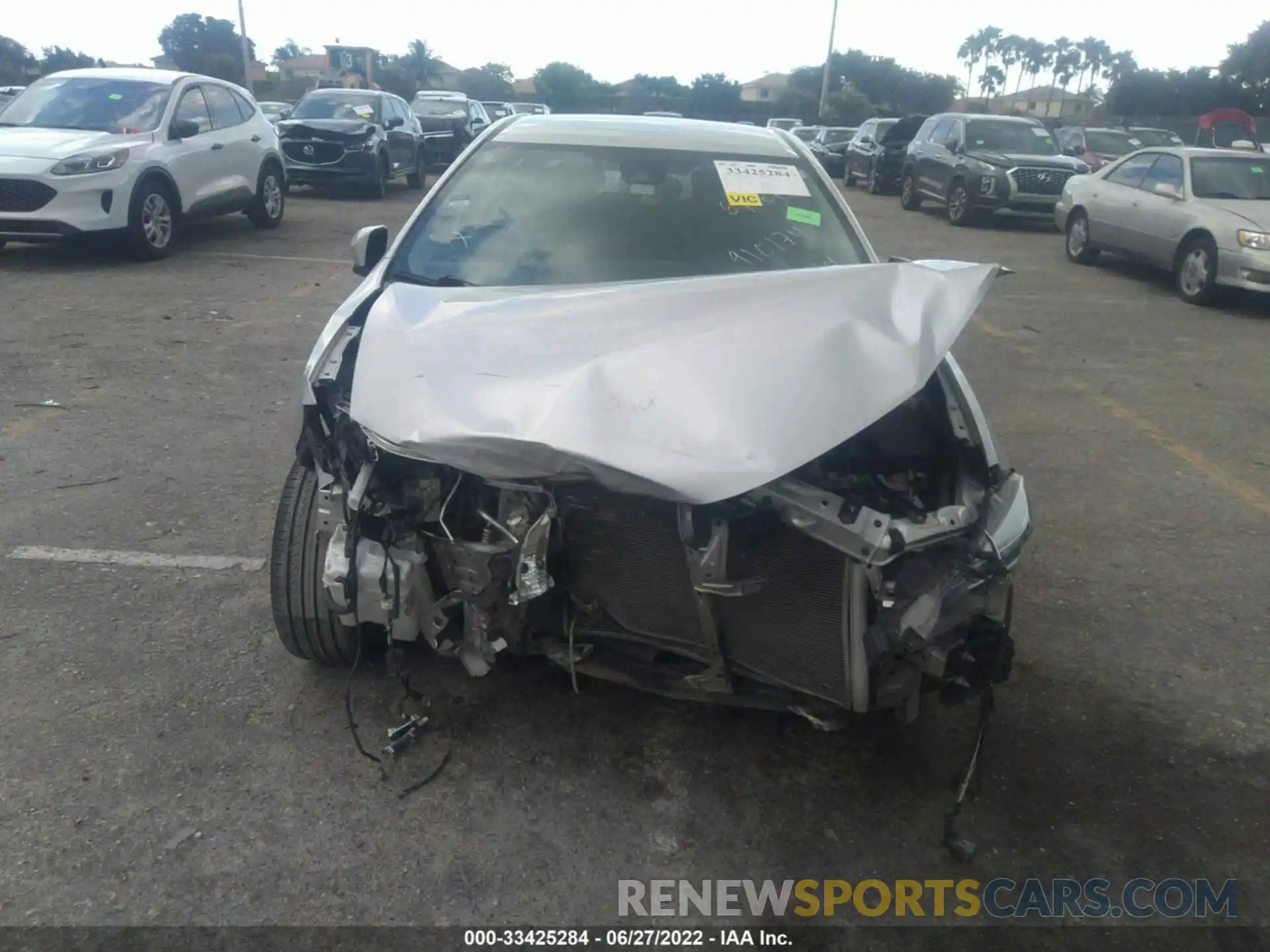 6 Photograph of a damaged car 5YFBURHE9KP910174 TOYOTA COROLLA 2019