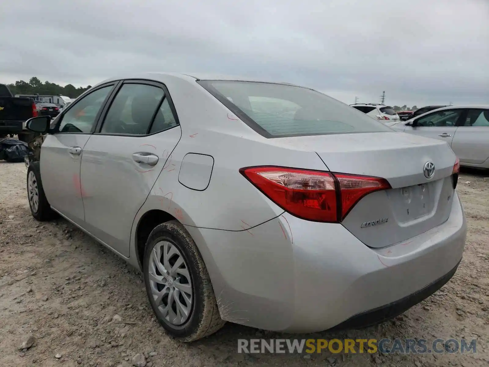 3 Photograph of a damaged car 5YFBURHE9KP910644 TOYOTA COROLLA 2019