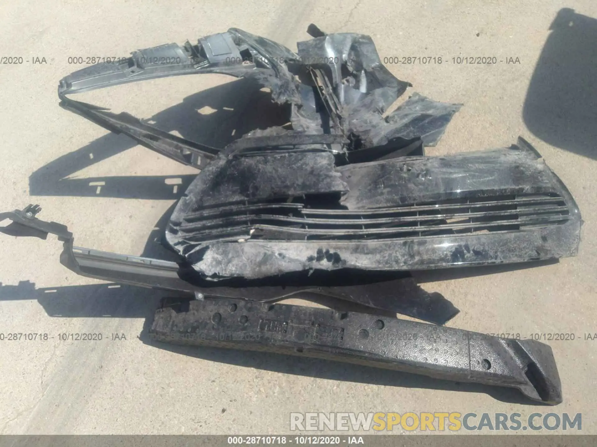 11 Photograph of a damaged car 5YFBURHE9KP915701 TOYOTA COROLLA 2019