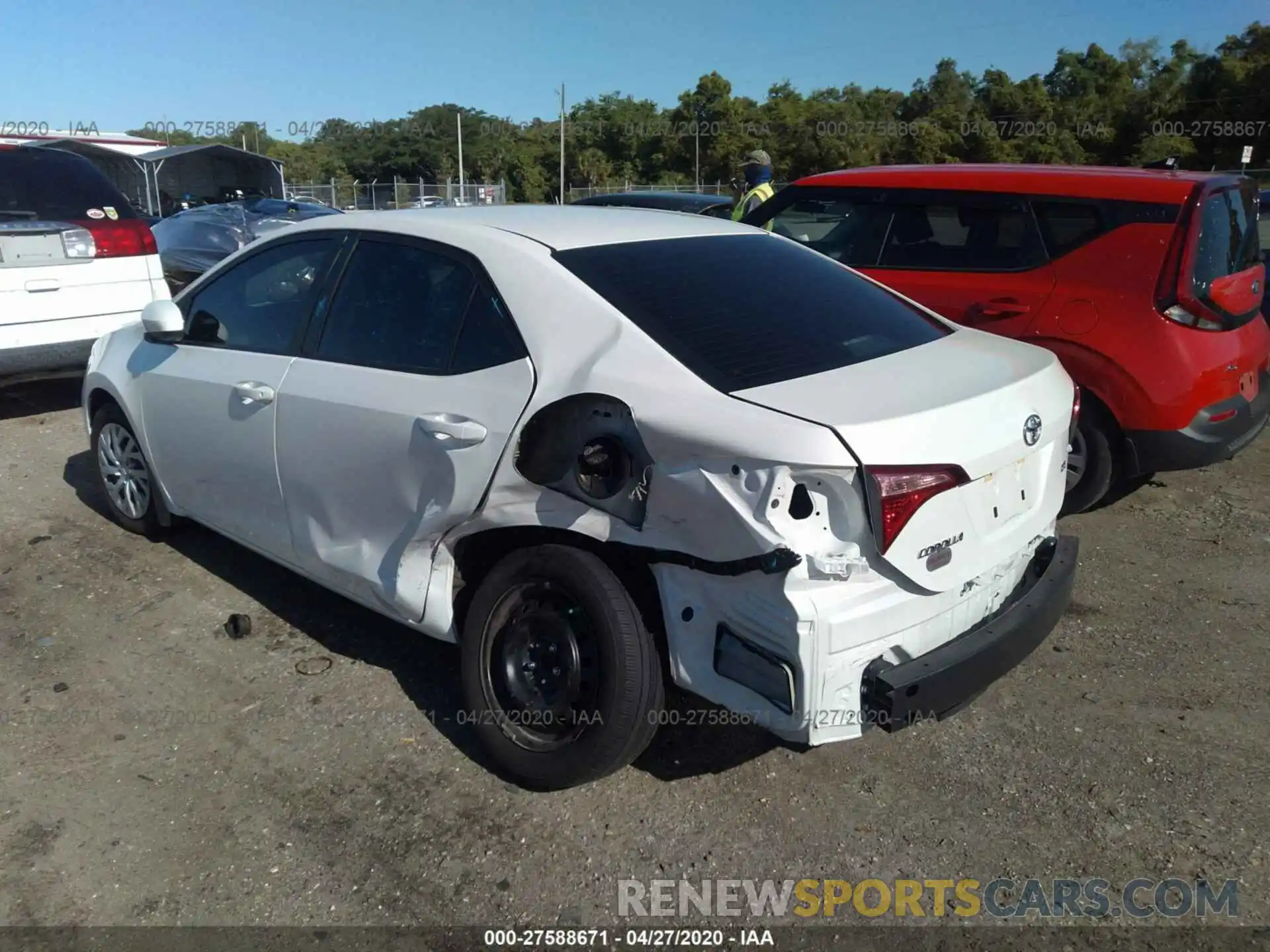 3 Photograph of a damaged car 5YFBURHE9KP916928 TOYOTA COROLLA 2019