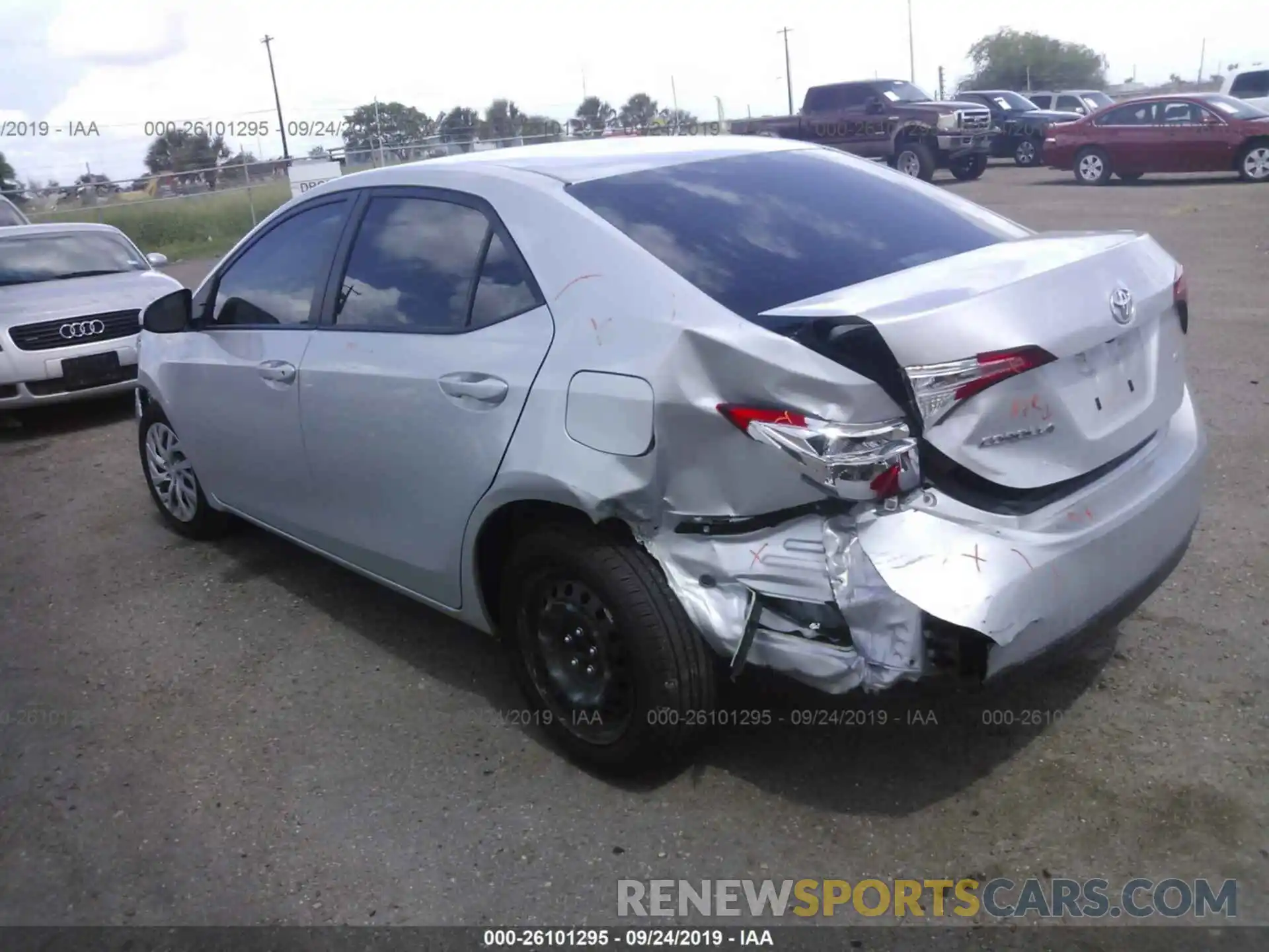 3 Photograph of a damaged car 5YFBURHE9KP917948 TOYOTA COROLLA 2019