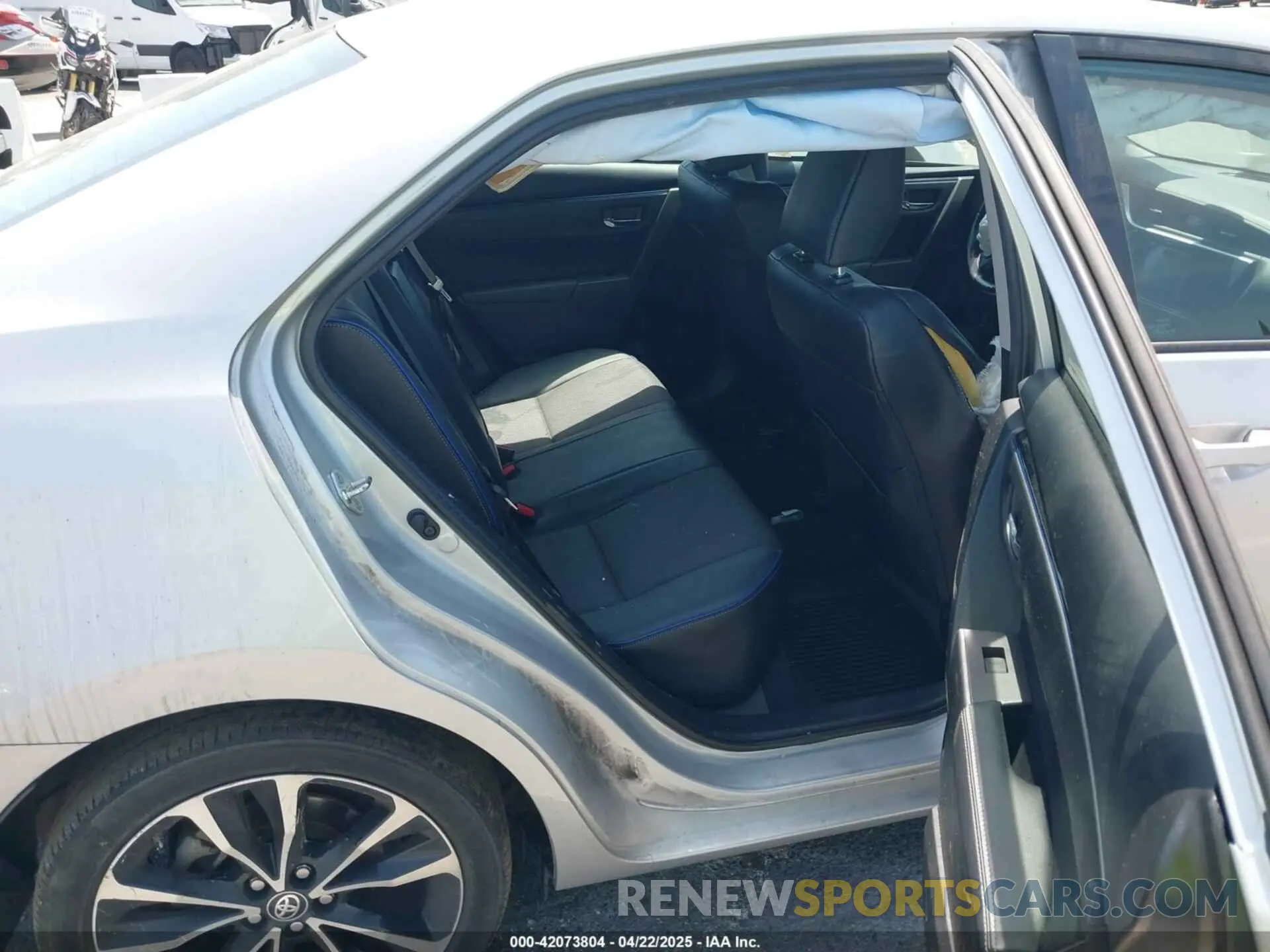8 Photograph of a damaged car 5YFBURHE9KP917996 TOYOTA COROLLA 2019