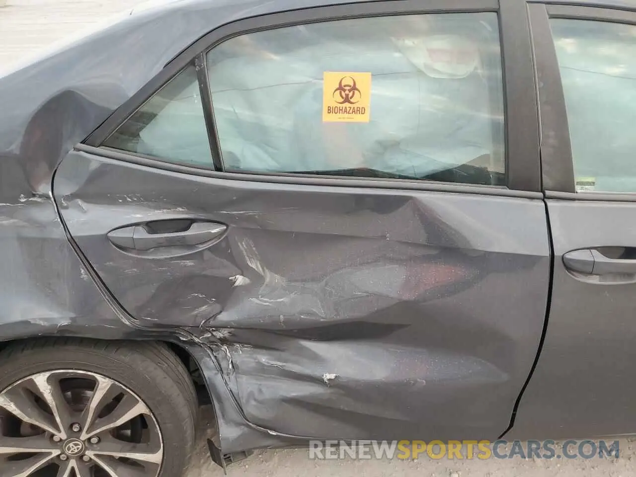 10 Photograph of a damaged car 5YFBURHE9KP918940 TOYOTA COROLLA 2019