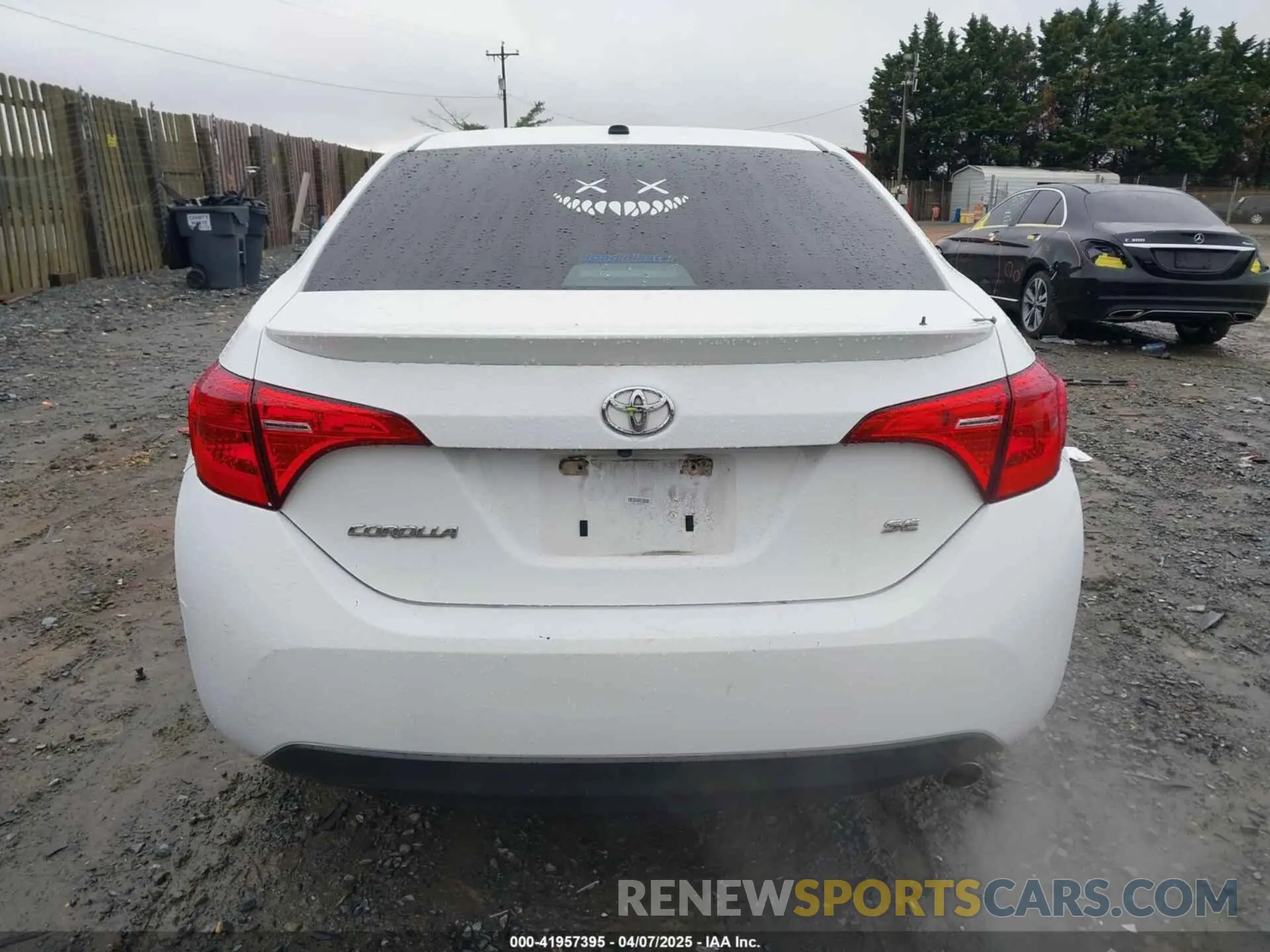 16 Photograph of a damaged car 5YFBURHE9KP921711 TOYOTA COROLLA 2019