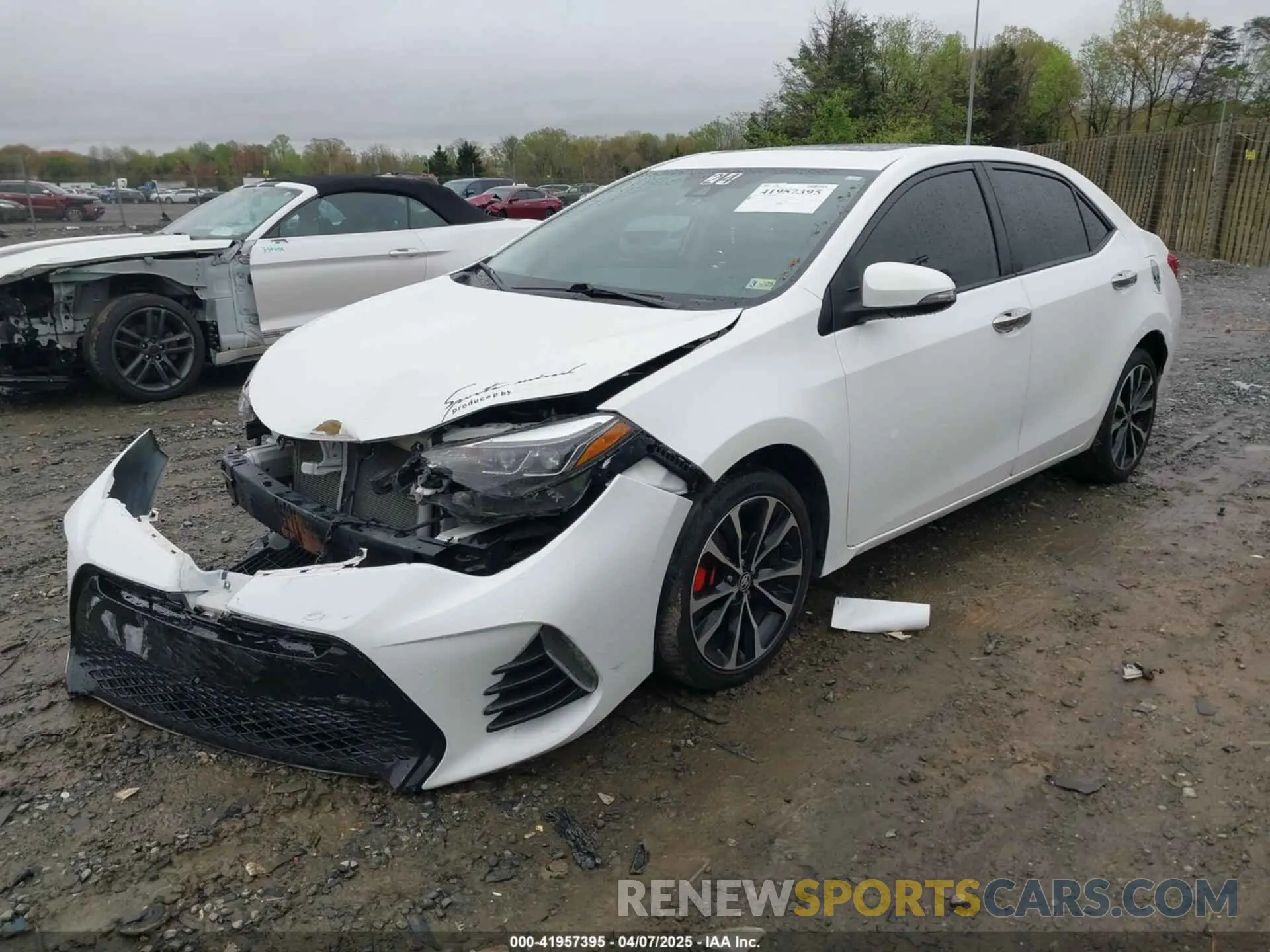 2 Photograph of a damaged car 5YFBURHE9KP921711 TOYOTA COROLLA 2019