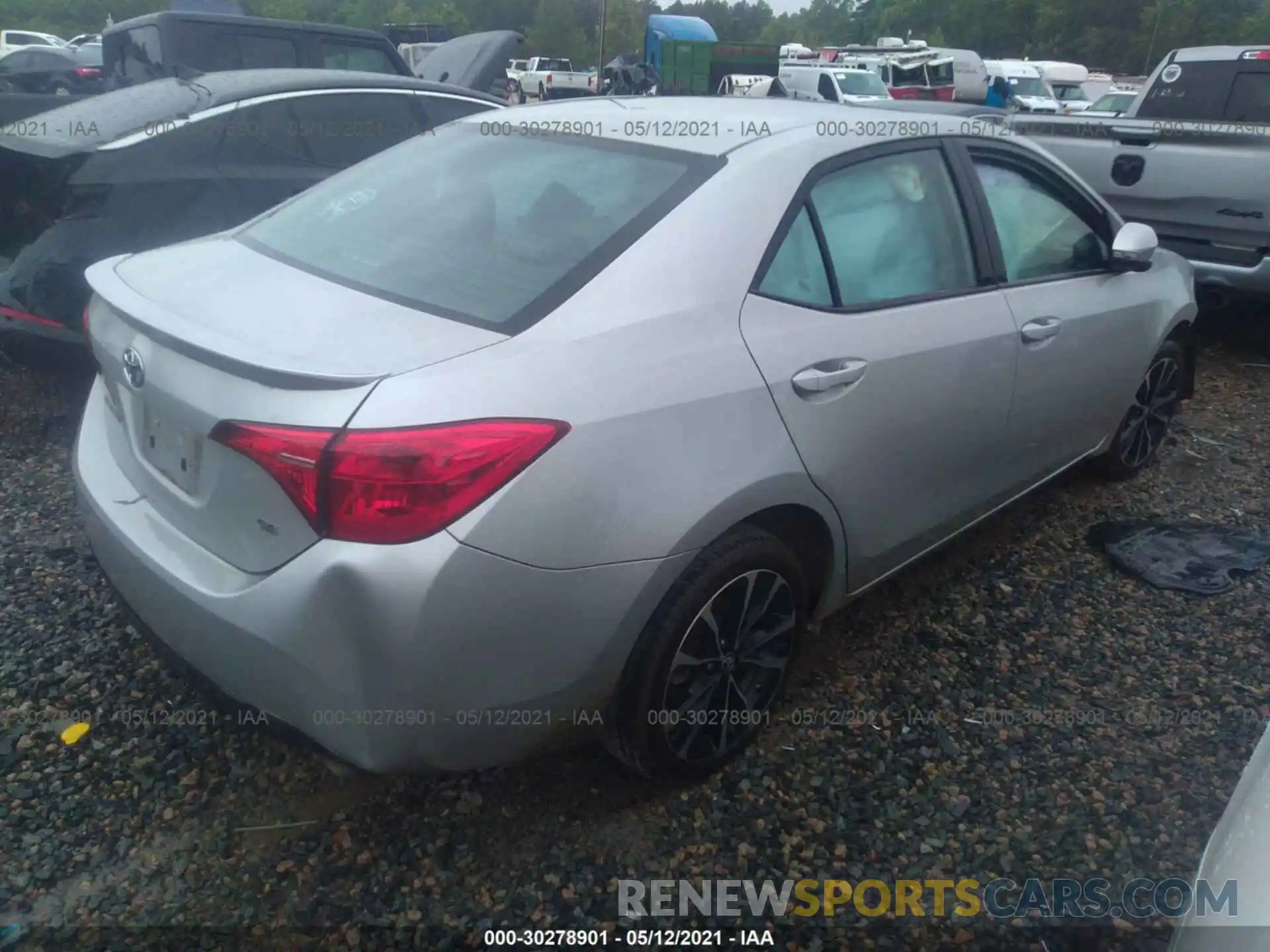 4 Photograph of a damaged car 5YFBURHE9KP921935 TOYOTA COROLLA 2019