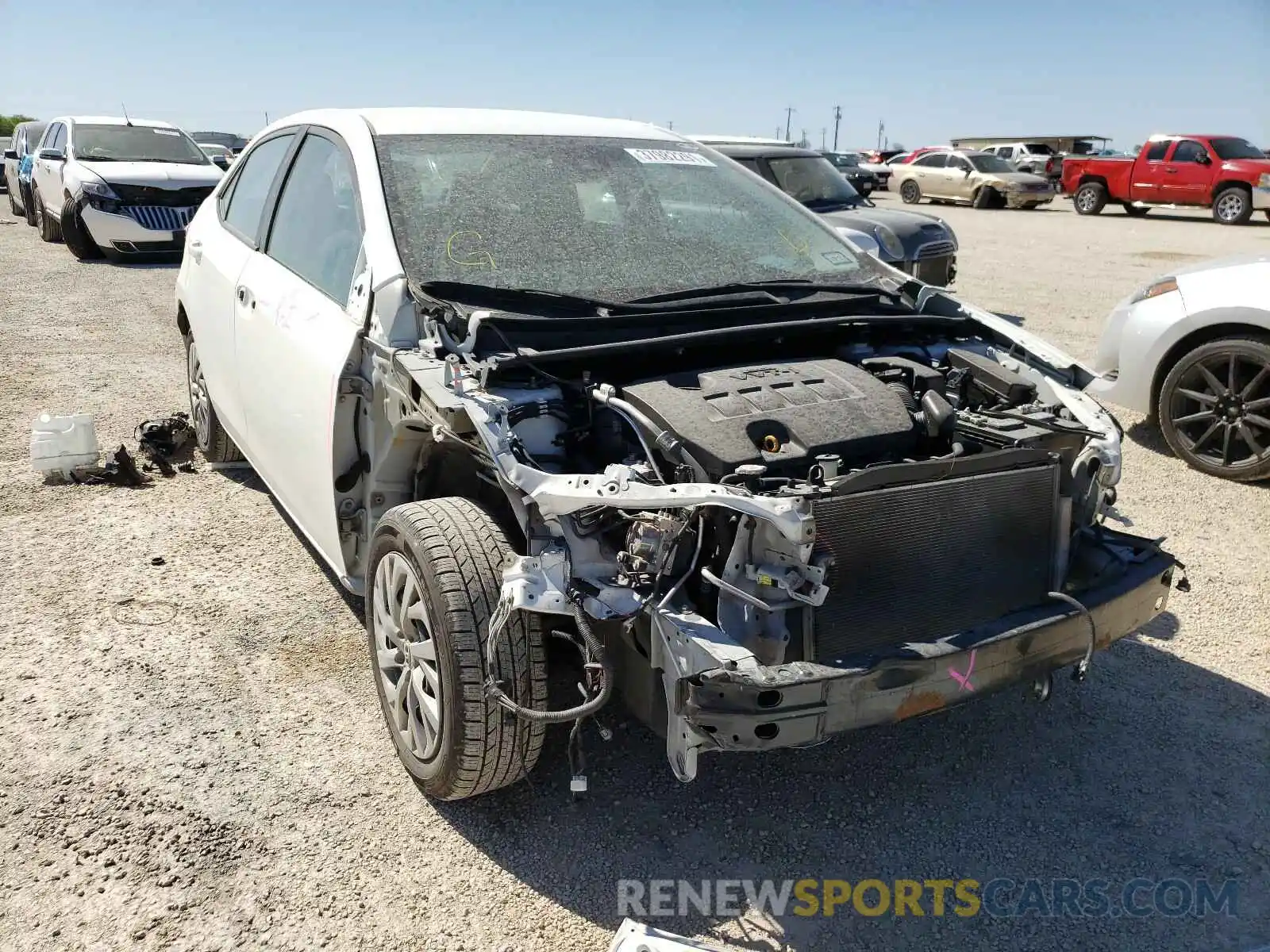 1 Photograph of a damaged car 5YFBURHE9KP925029 TOYOTA COROLLA 2019