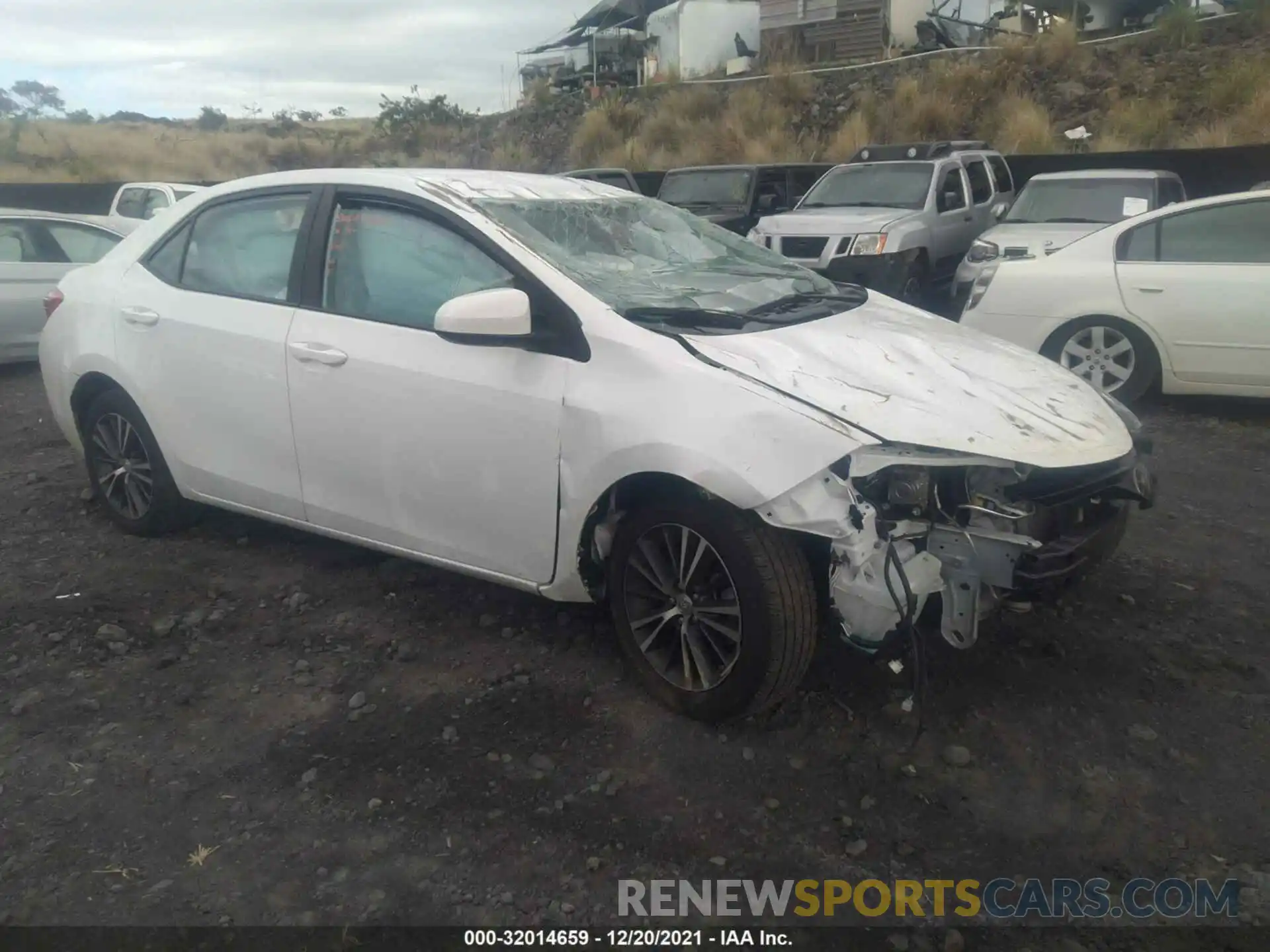 1 Photograph of a damaged car 5YFBURHE9KP928142 TOYOTA COROLLA 2019