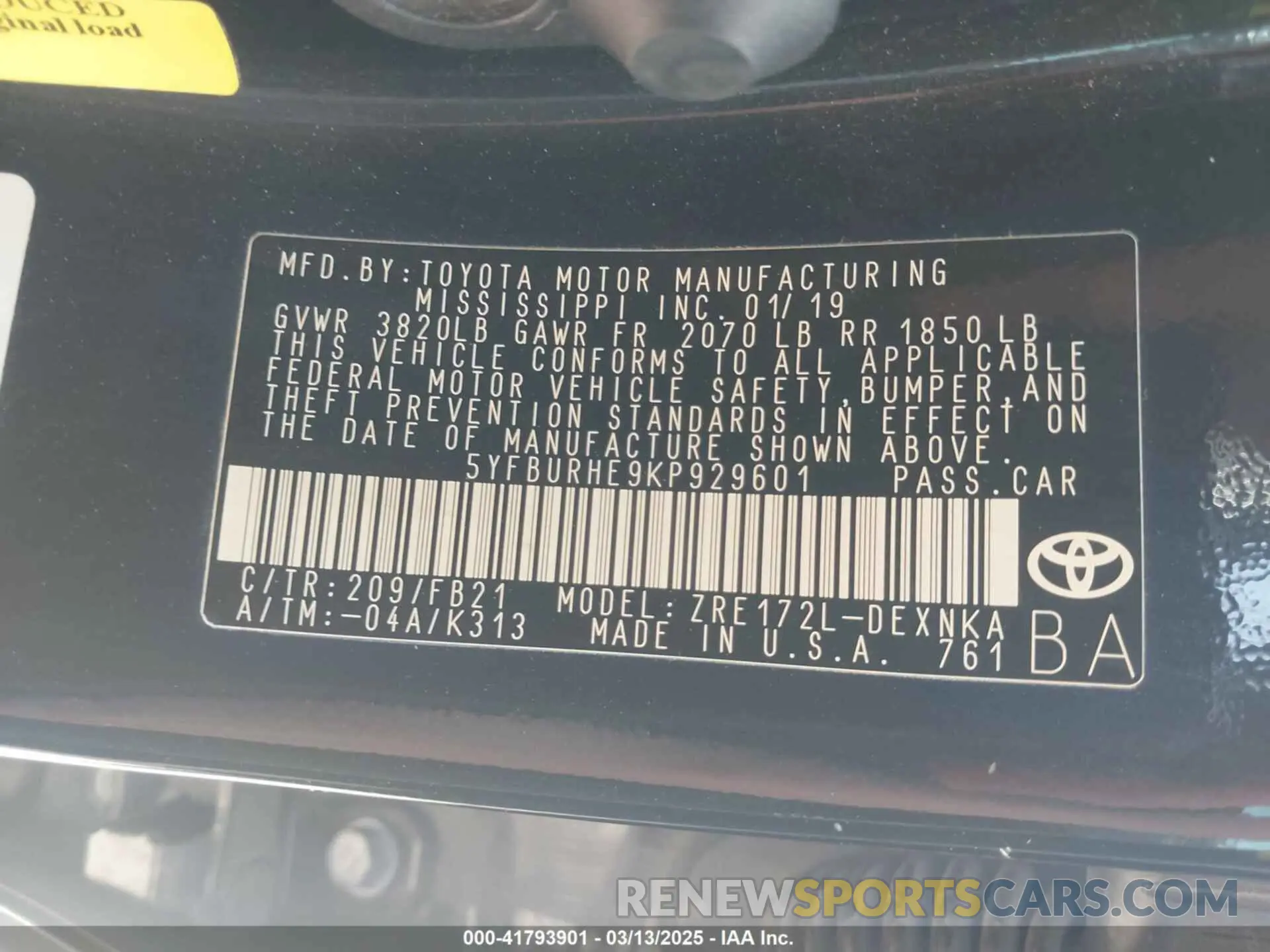 9 Photograph of a damaged car 5YFBURHE9KP929601 TOYOTA COROLLA 2019