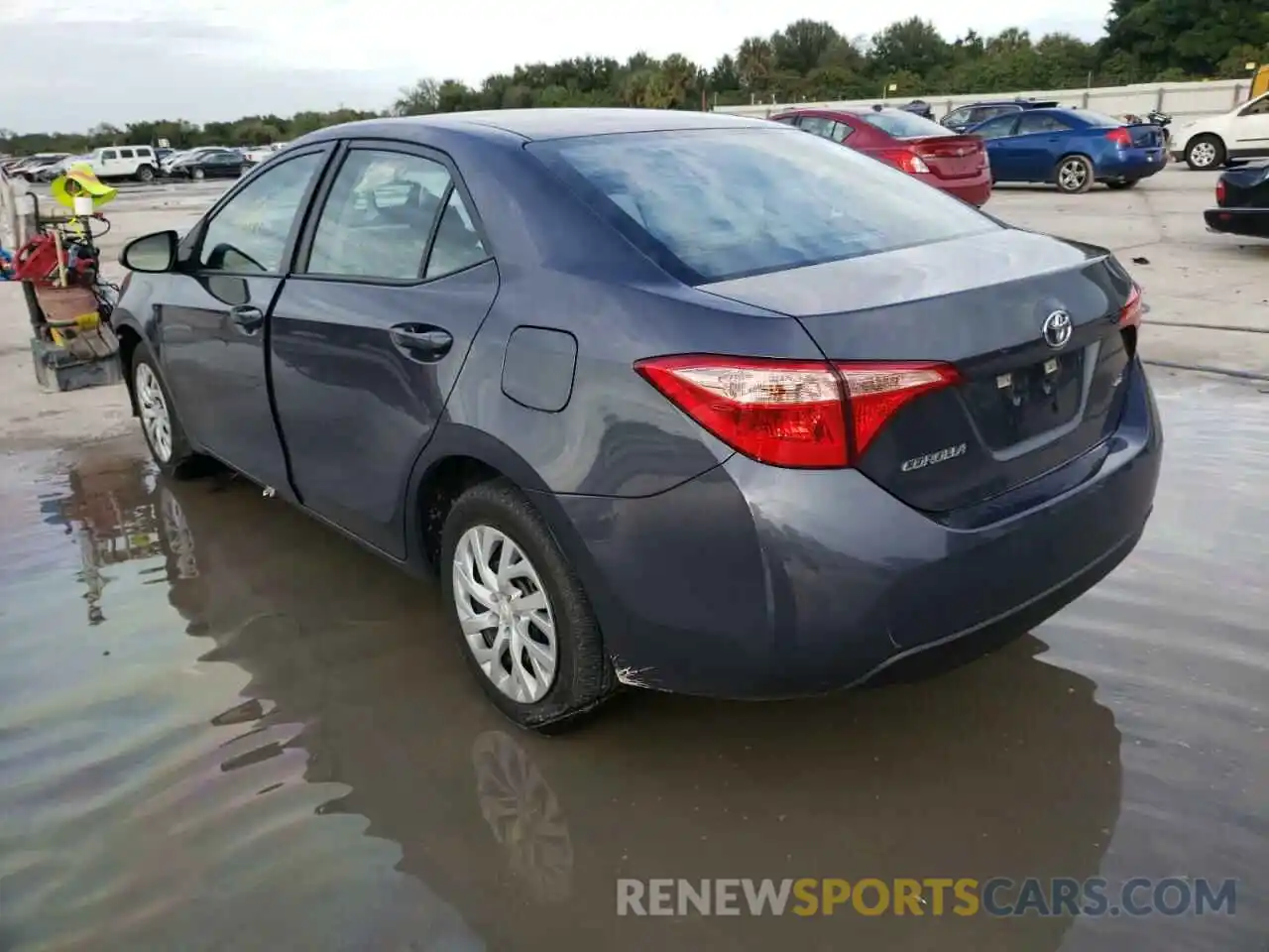 3 Photograph of a damaged car 5YFBURHE9KP930084 TOYOTA COROLLA 2019