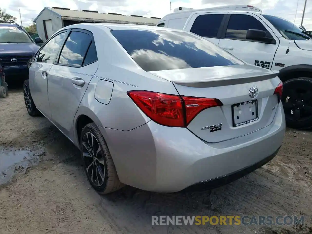 3 Photograph of a damaged car 5YFBURHE9KP931297 TOYOTA COROLLA 2019