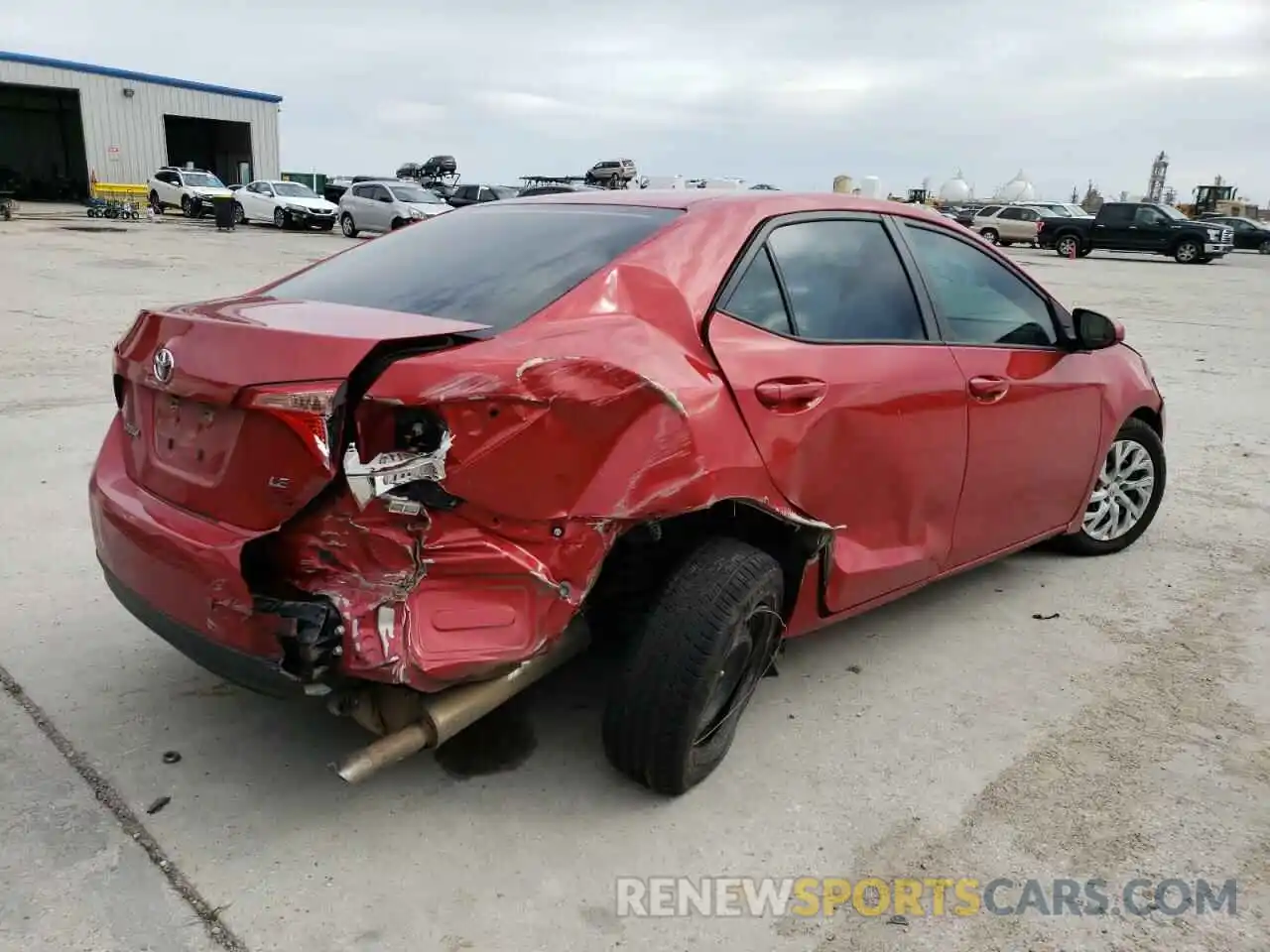 3 Photograph of a damaged car 5YFBURHE9KP931543 TOYOTA COROLLA 2019