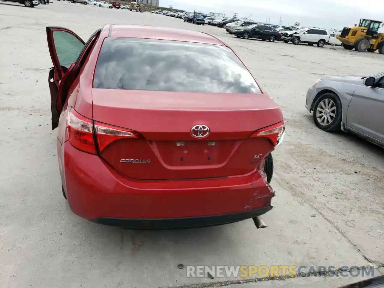 6 Photograph of a damaged car 5YFBURHE9KP931543 TOYOTA COROLLA 2019