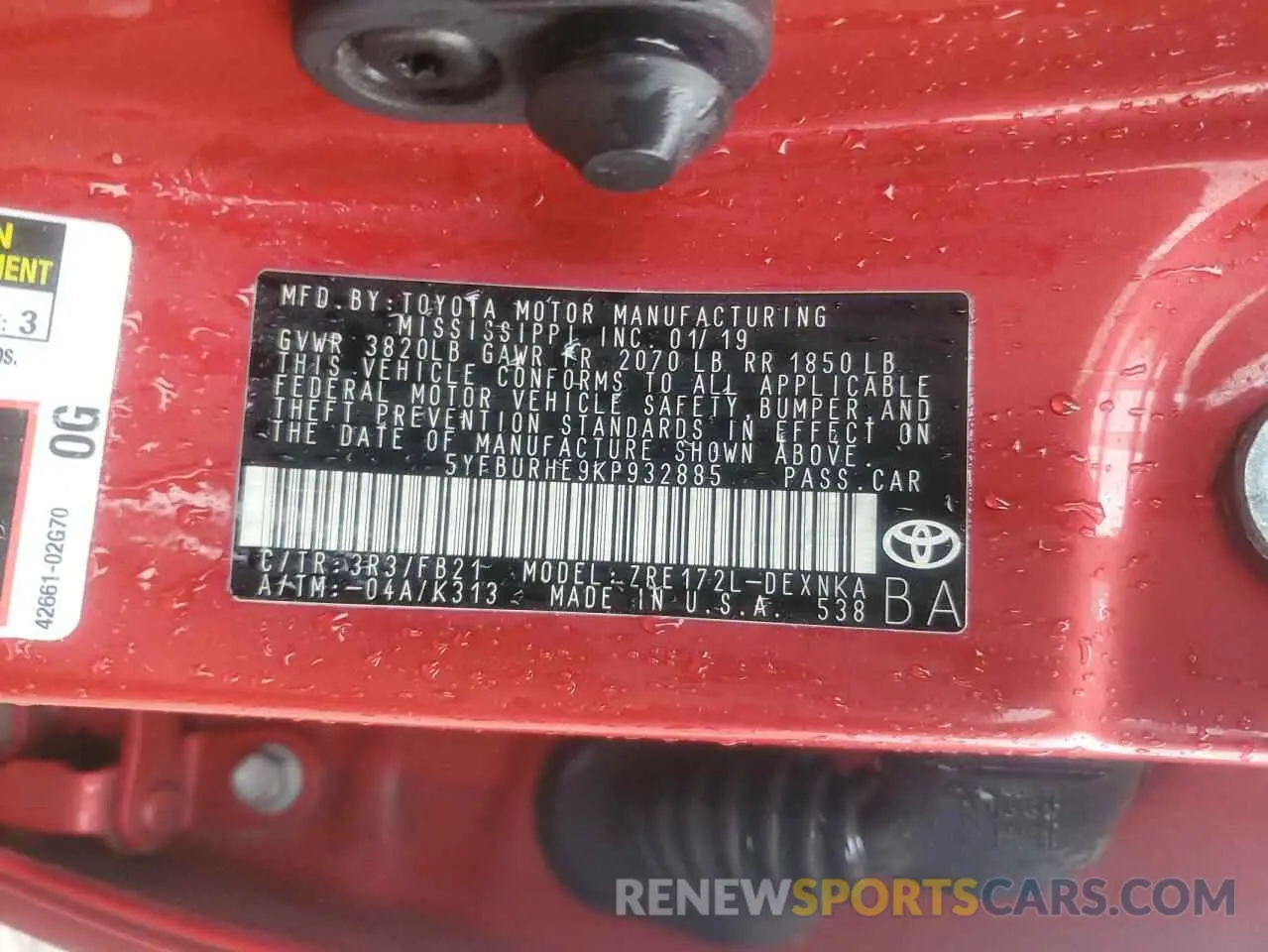 13 Photograph of a damaged car 5YFBURHE9KP932885 TOYOTA COROLLA 2019