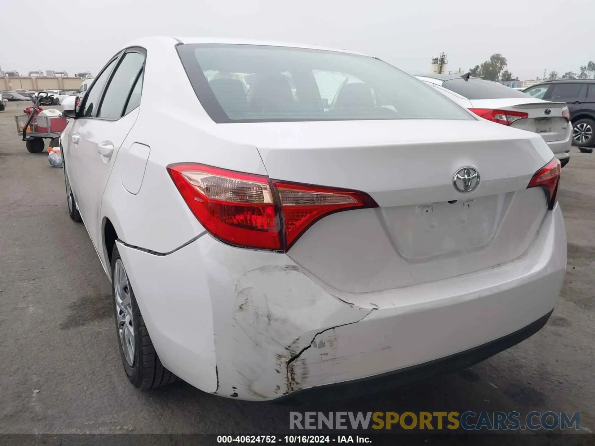 6 Photograph of a damaged car 5YFBURHE9KP933079 TOYOTA COROLLA 2019