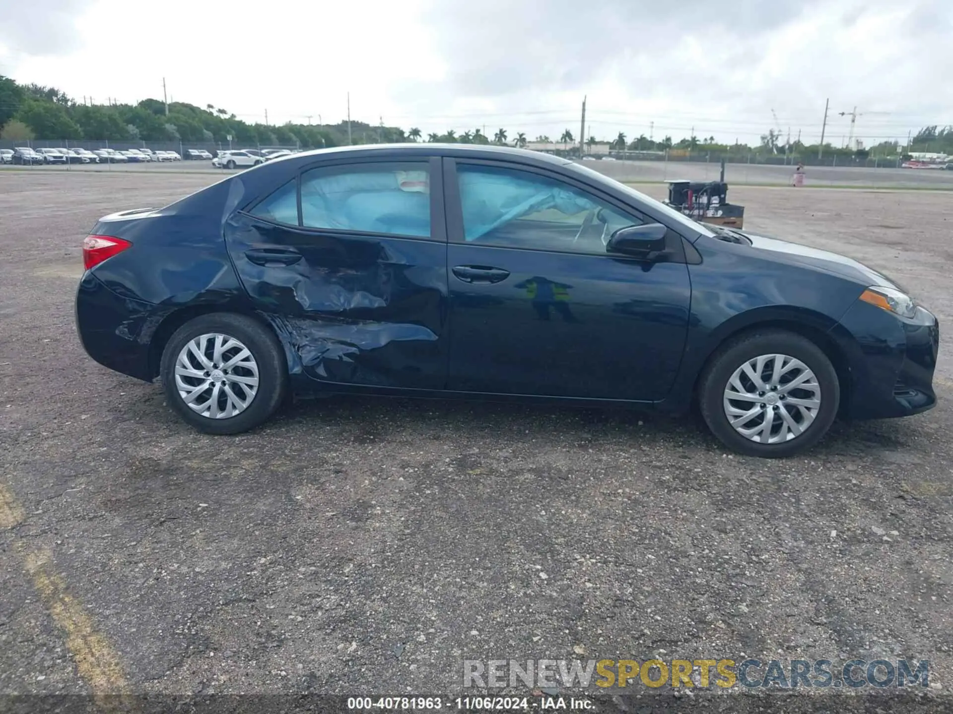 6 Photograph of a damaged car 5YFBURHE9KP933440 TOYOTA COROLLA 2019
