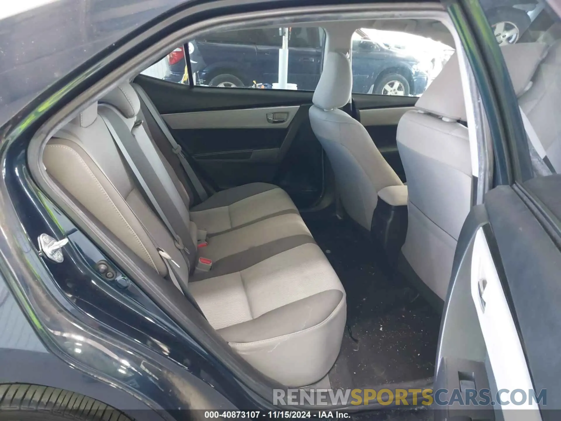 8 Photograph of a damaged car 5YFBURHE9KP936838 TOYOTA COROLLA 2019