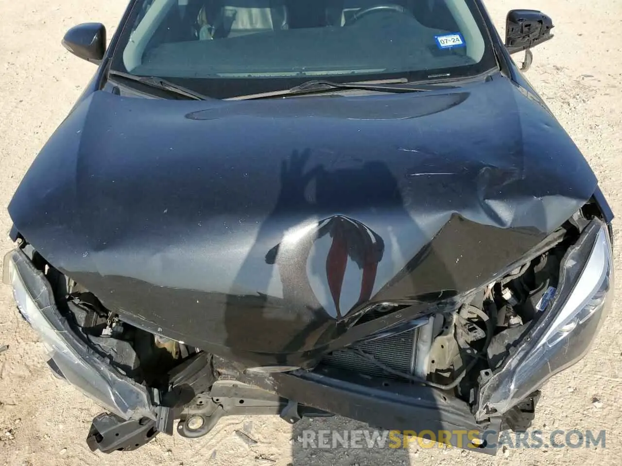 11 Photograph of a damaged car 5YFBURHE9KP938900 TOYOTA COROLLA 2019