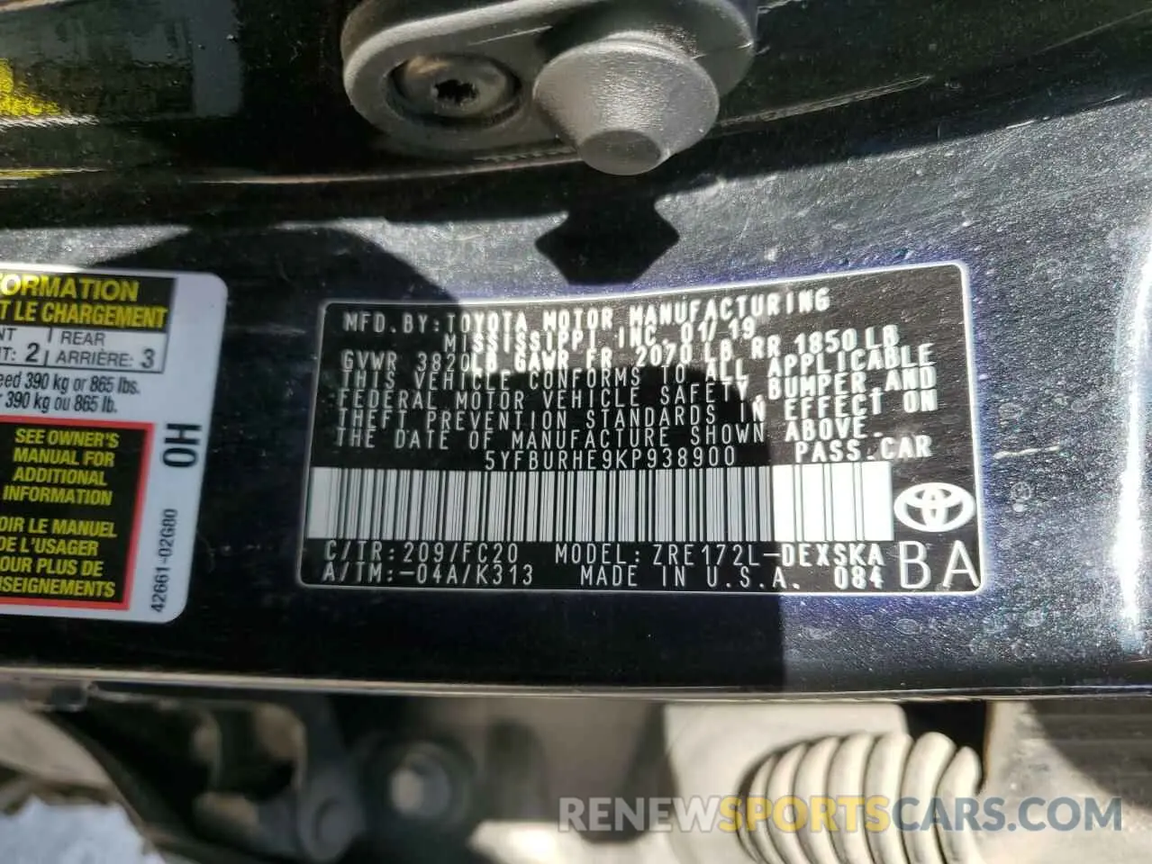 13 Photograph of a damaged car 5YFBURHE9KP938900 TOYOTA COROLLA 2019