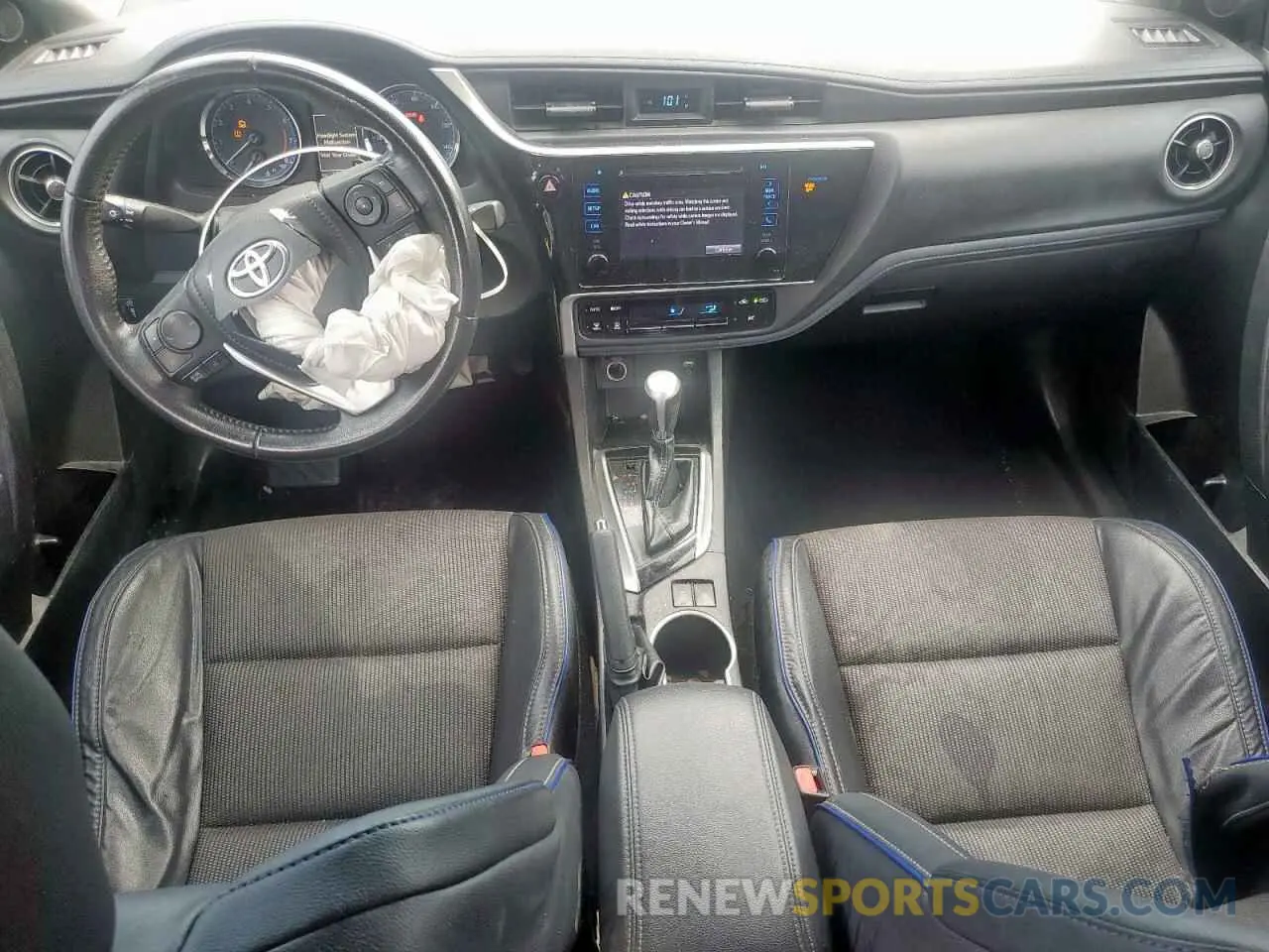 8 Photograph of a damaged car 5YFBURHE9KP938900 TOYOTA COROLLA 2019