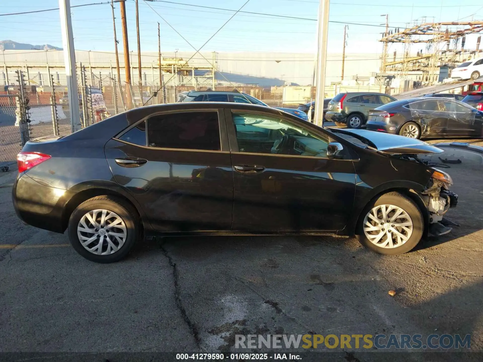 13 Photograph of a damaged car 5YFBURHE9KP939125 TOYOTA COROLLA 2019