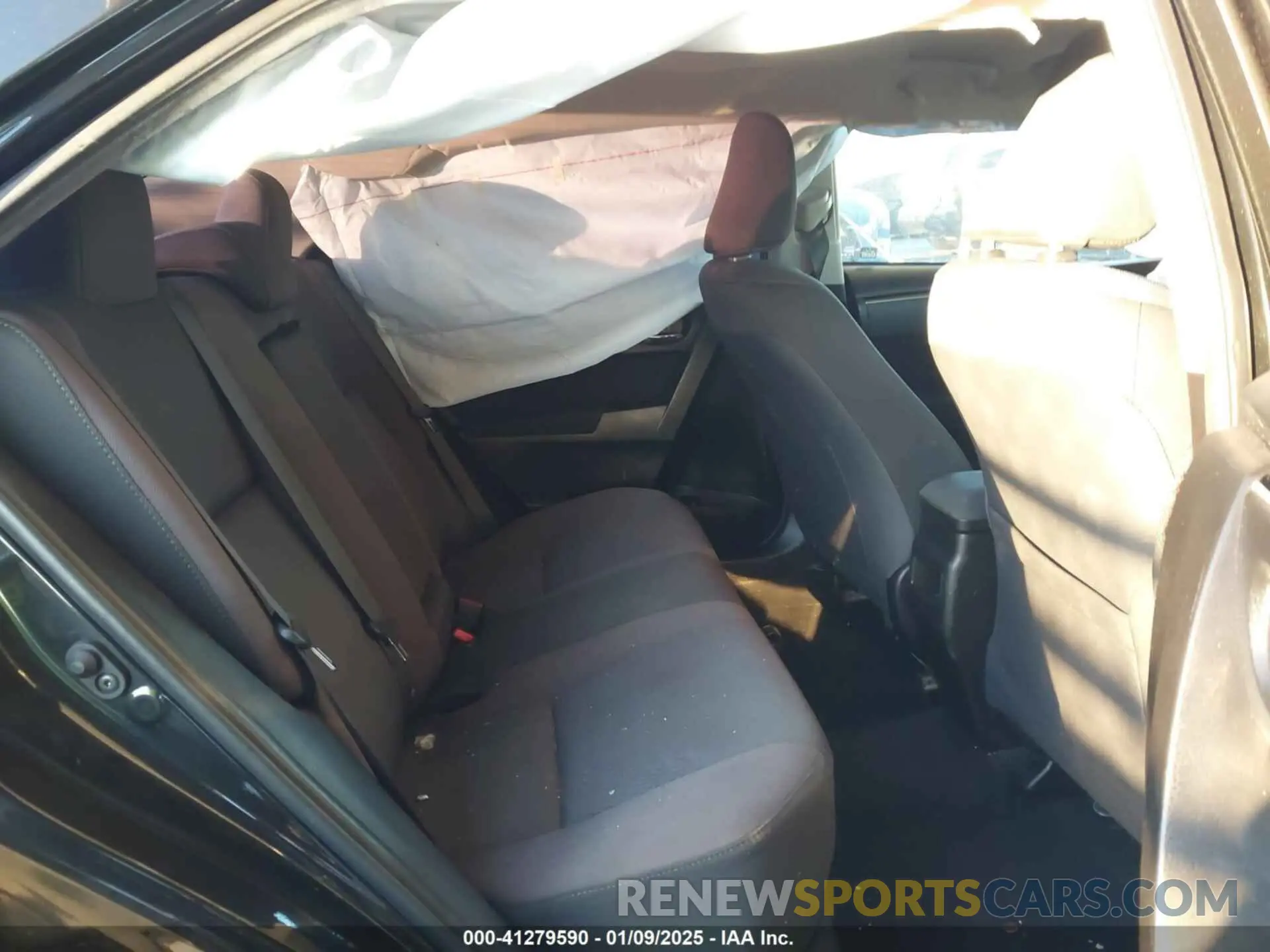 8 Photograph of a damaged car 5YFBURHE9KP939125 TOYOTA COROLLA 2019