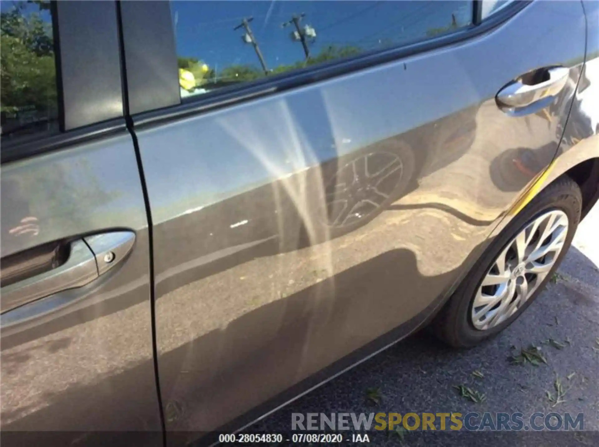 7 Photograph of a damaged car 5YFBURHE9KP941182 TOYOTA COROLLA 2019