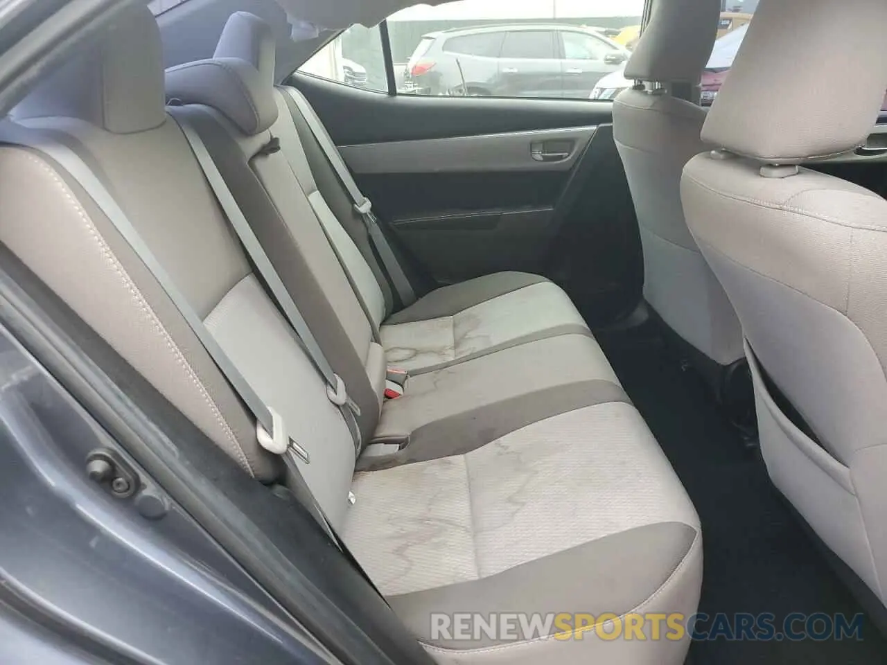 10 Photograph of a damaged car 5YFBURHE9KP941327 TOYOTA COROLLA 2019