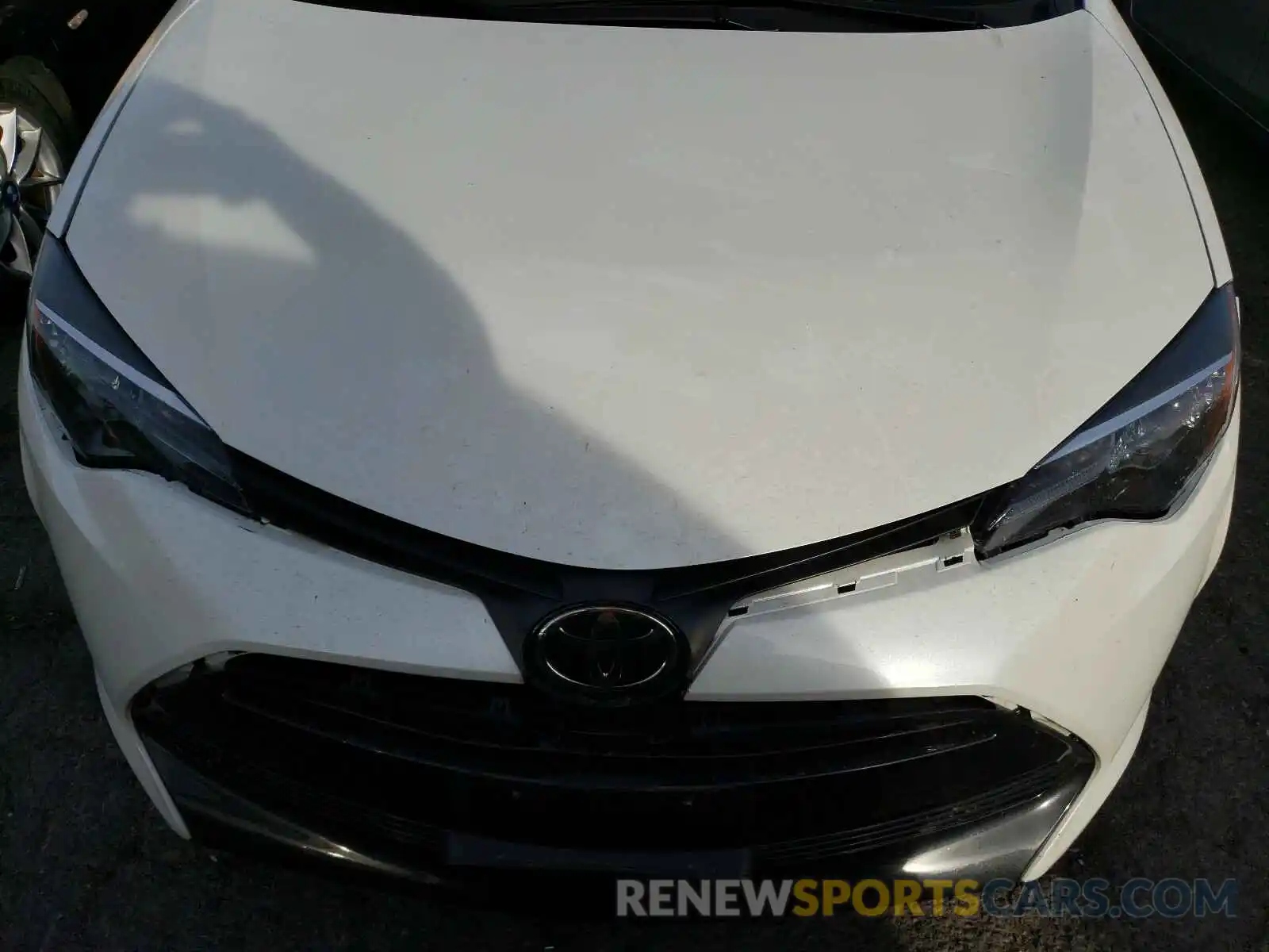 7 Photograph of a damaged car 5YFBURHE9KP942834 TOYOTA COROLLA 2019